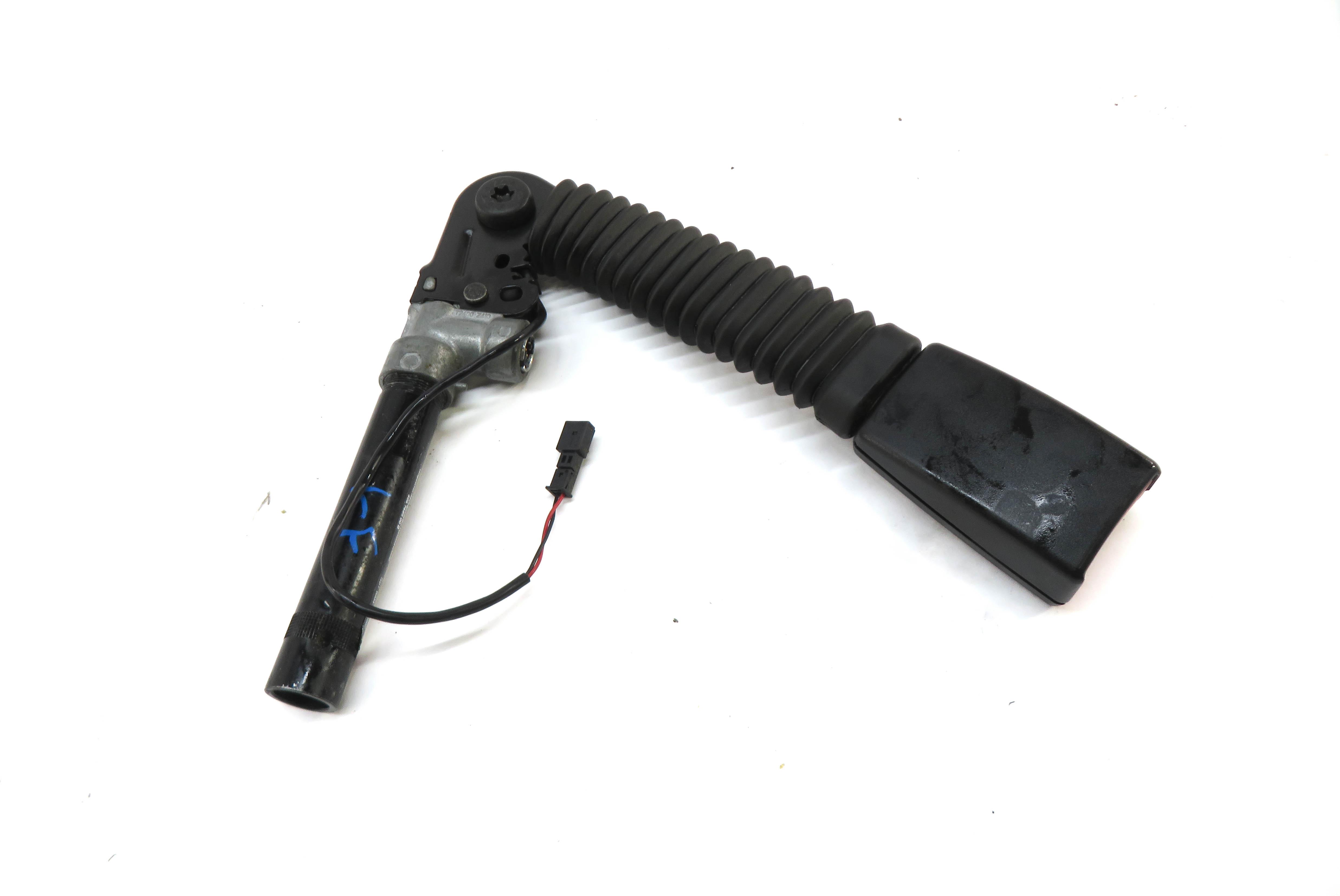 13-16 BMW 5 7 SERIES (F01 F10) FRONT LEFT DRIVER SEATBELT BUCKLE RECEIVER BLACK — exact item pictured