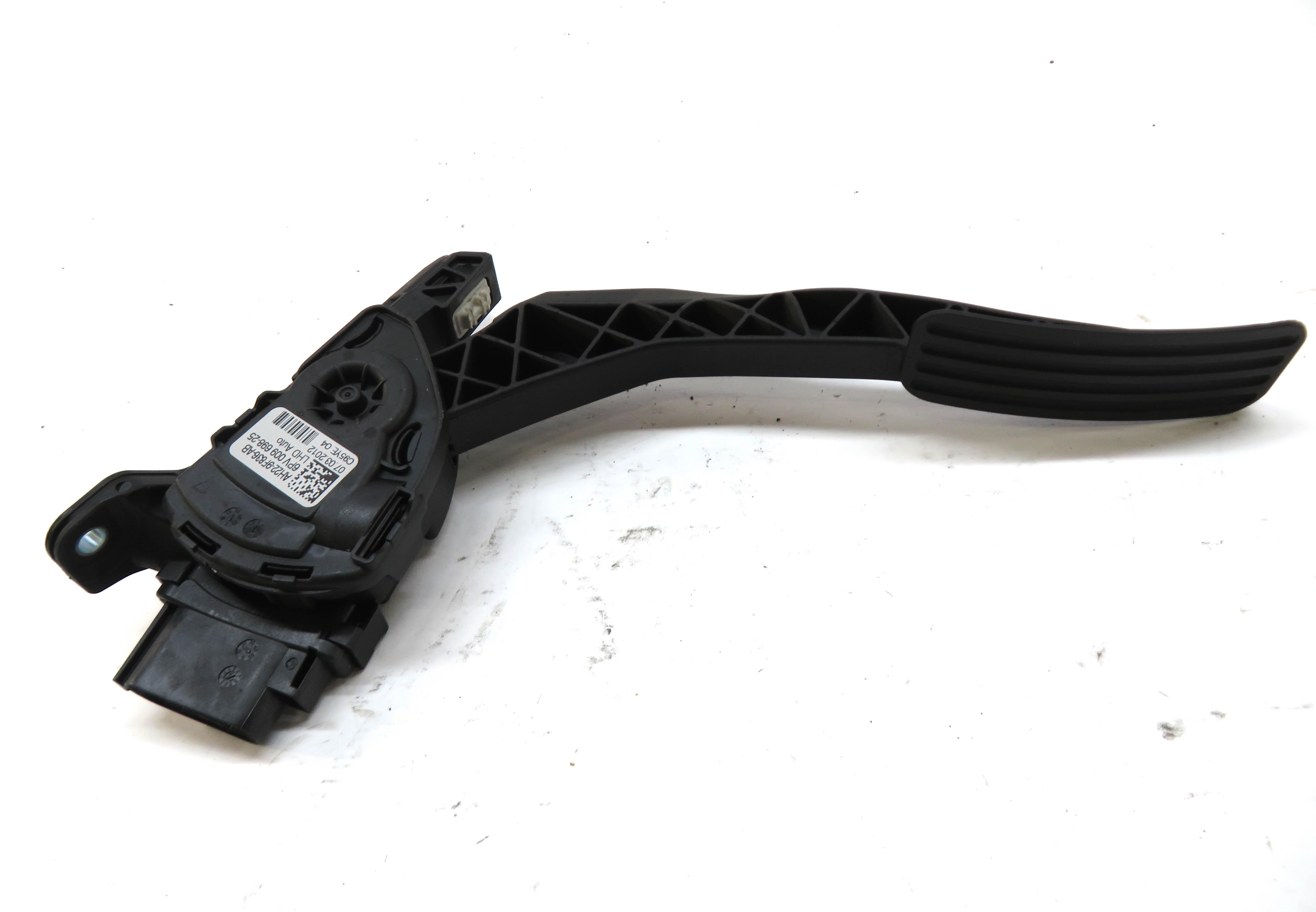 2012 RANGE ROVER SPORT (L320) THROTTLE GAS PEDAL (BLACK) AH22-9F836-AB — exact item pictured