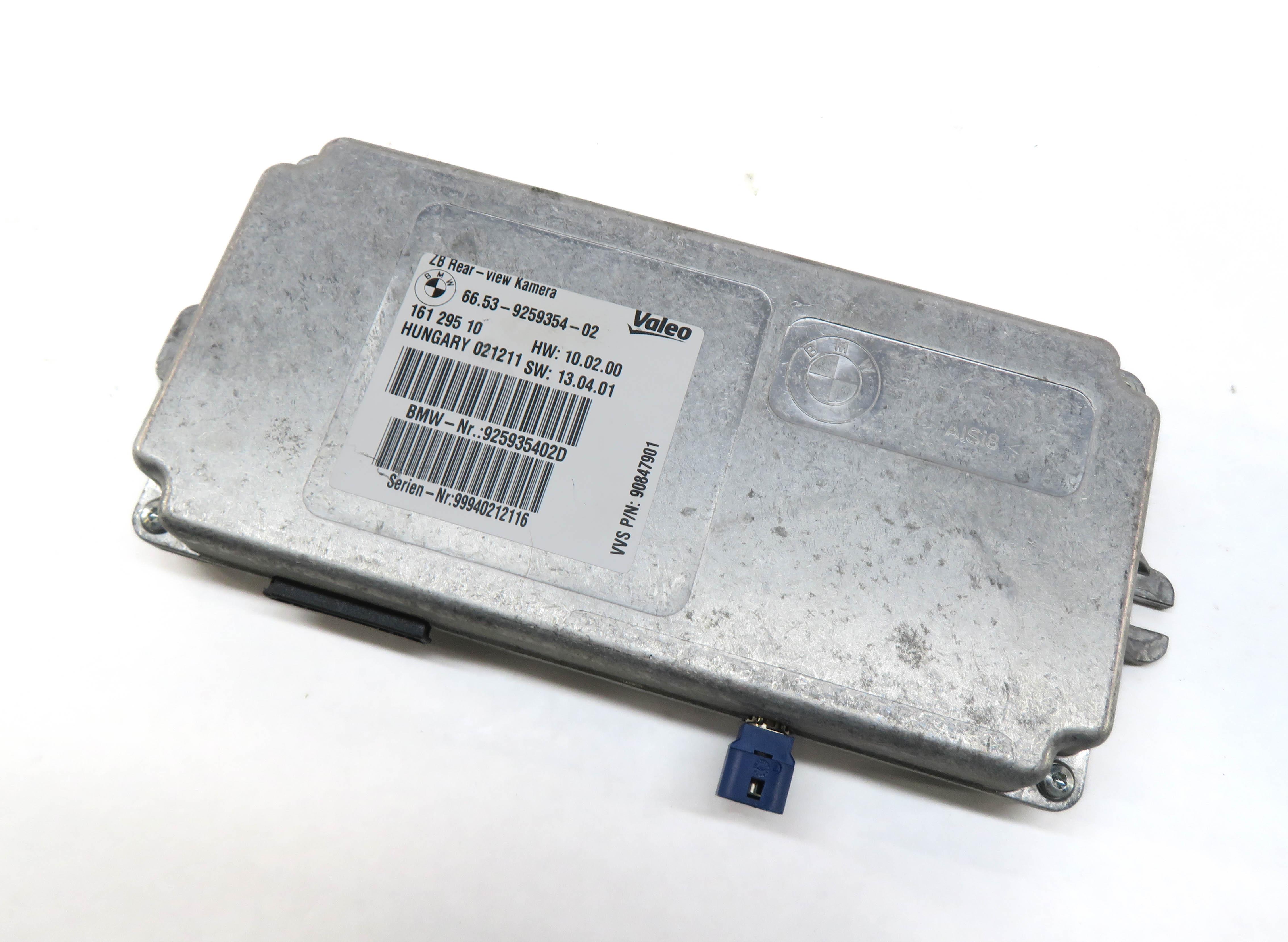 10-19 BMW 328i 330i 335i 528i 535i 550i 740i 750i M3 M4 - REARVIEW CAMERA MODULE — exact item pictured