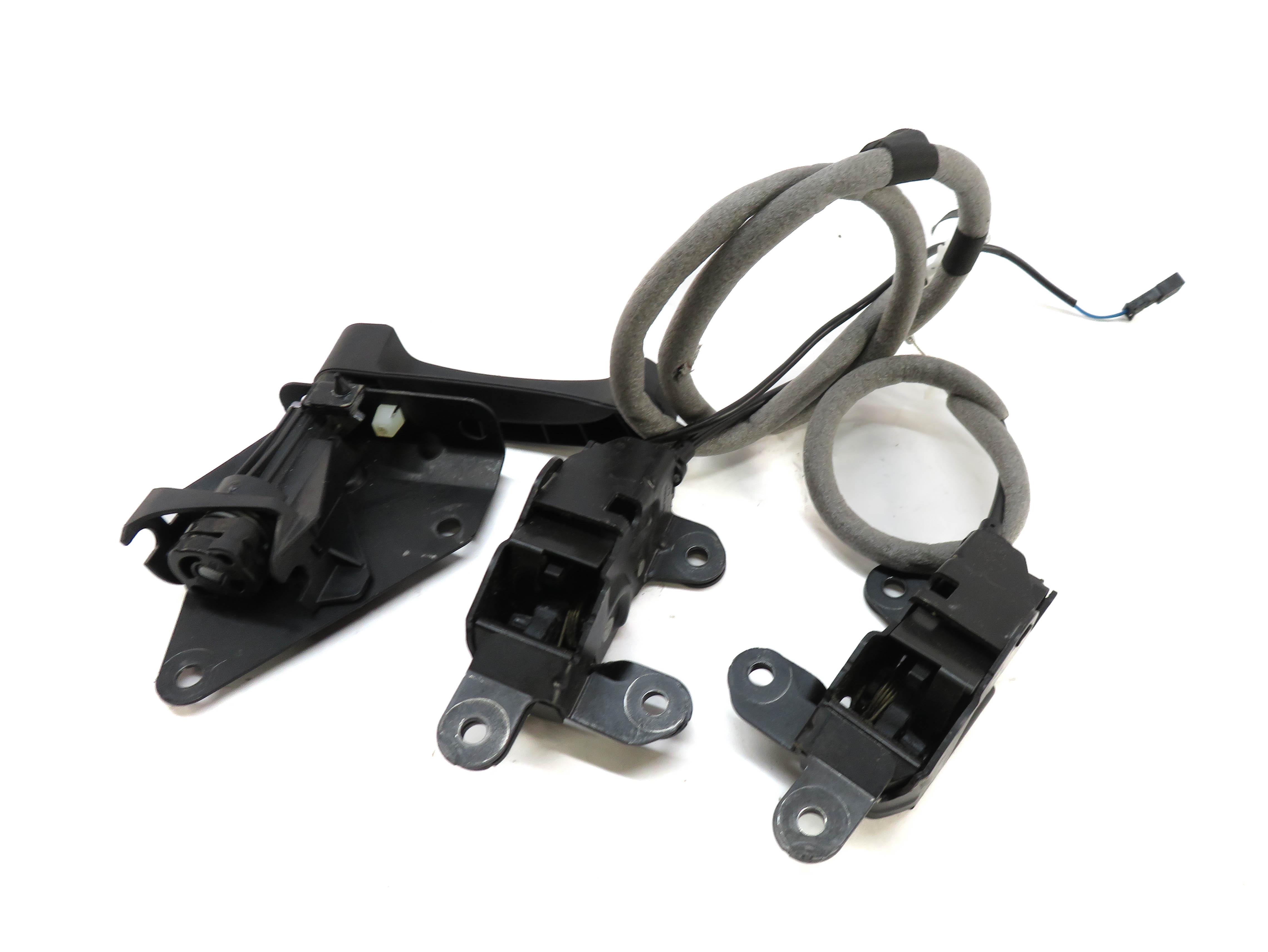 2012 BMW X5 (E70) REAR LOWER HATCH TAILGATE LOCK LATCH ACTUATOR SET w/ RELEASE — exact item pictured