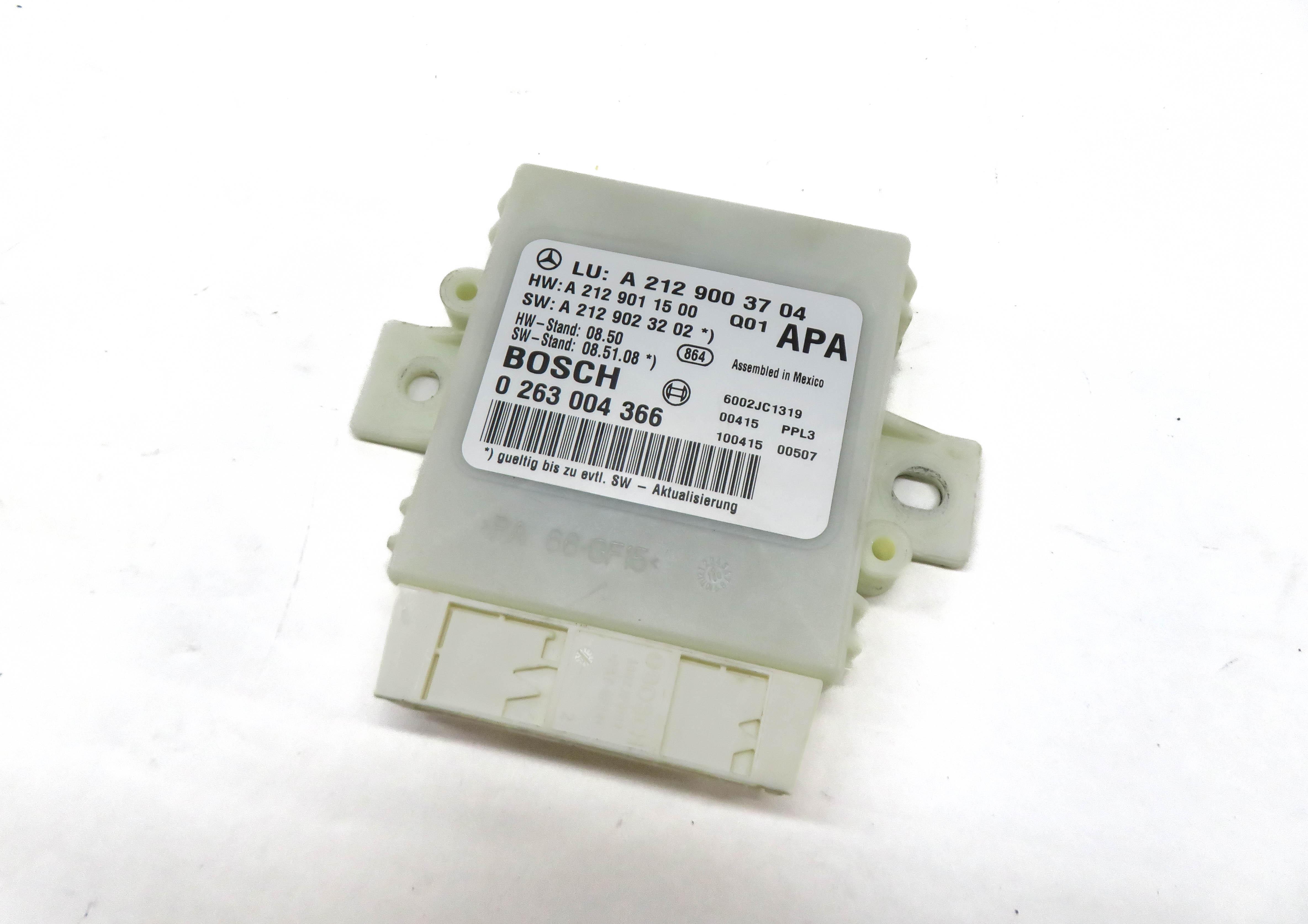 10-11 MERCEDES E350 E550 (A207 C207 W207 W212) PDC PARK ASSIST CONTROL MODULE — exact item pictured