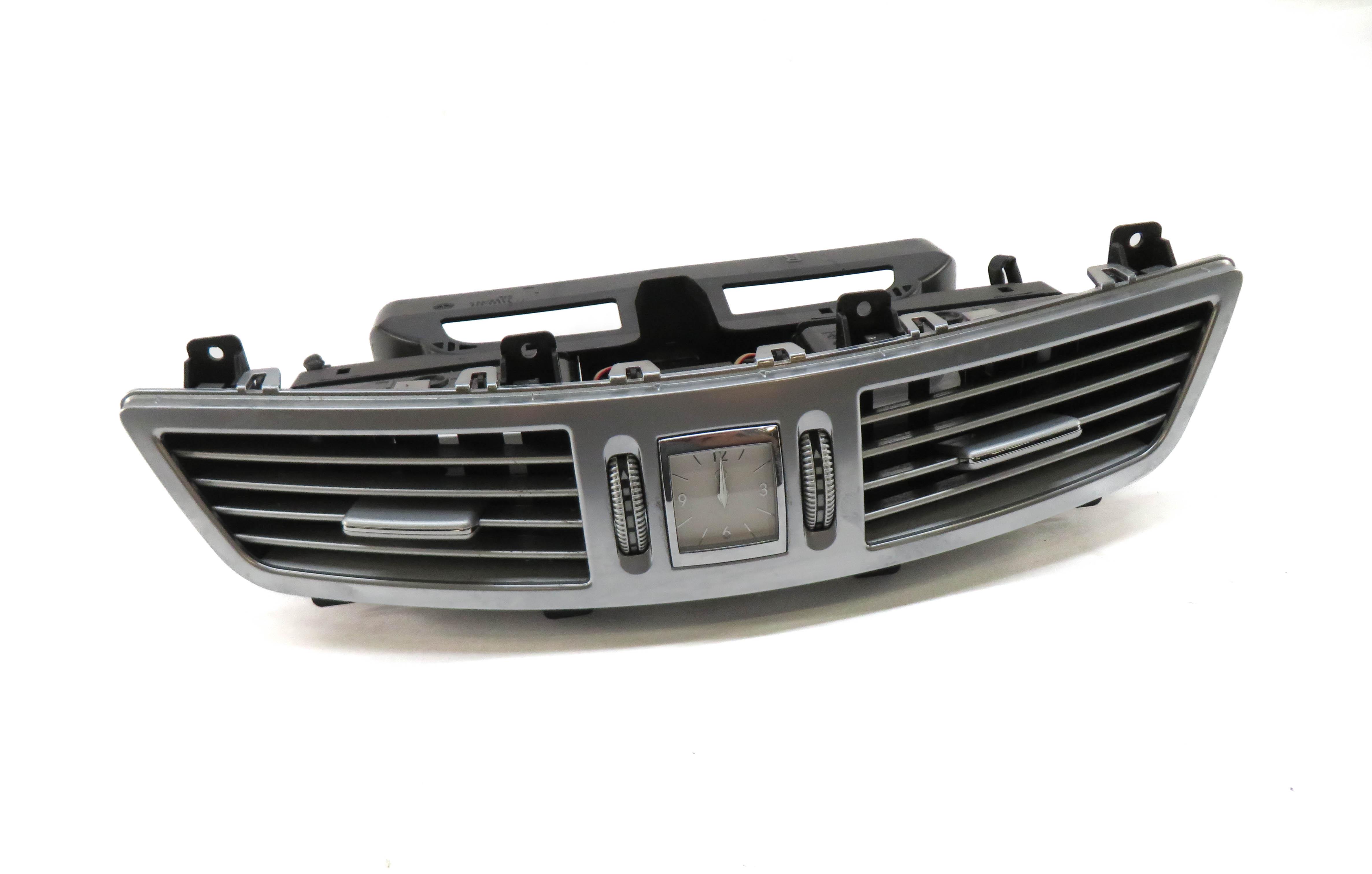 2007 MERCEDES S550 (W221) FRONT CENTER DASH HEATER A/C AIR VENT w/ CLOCK — exact item pictured