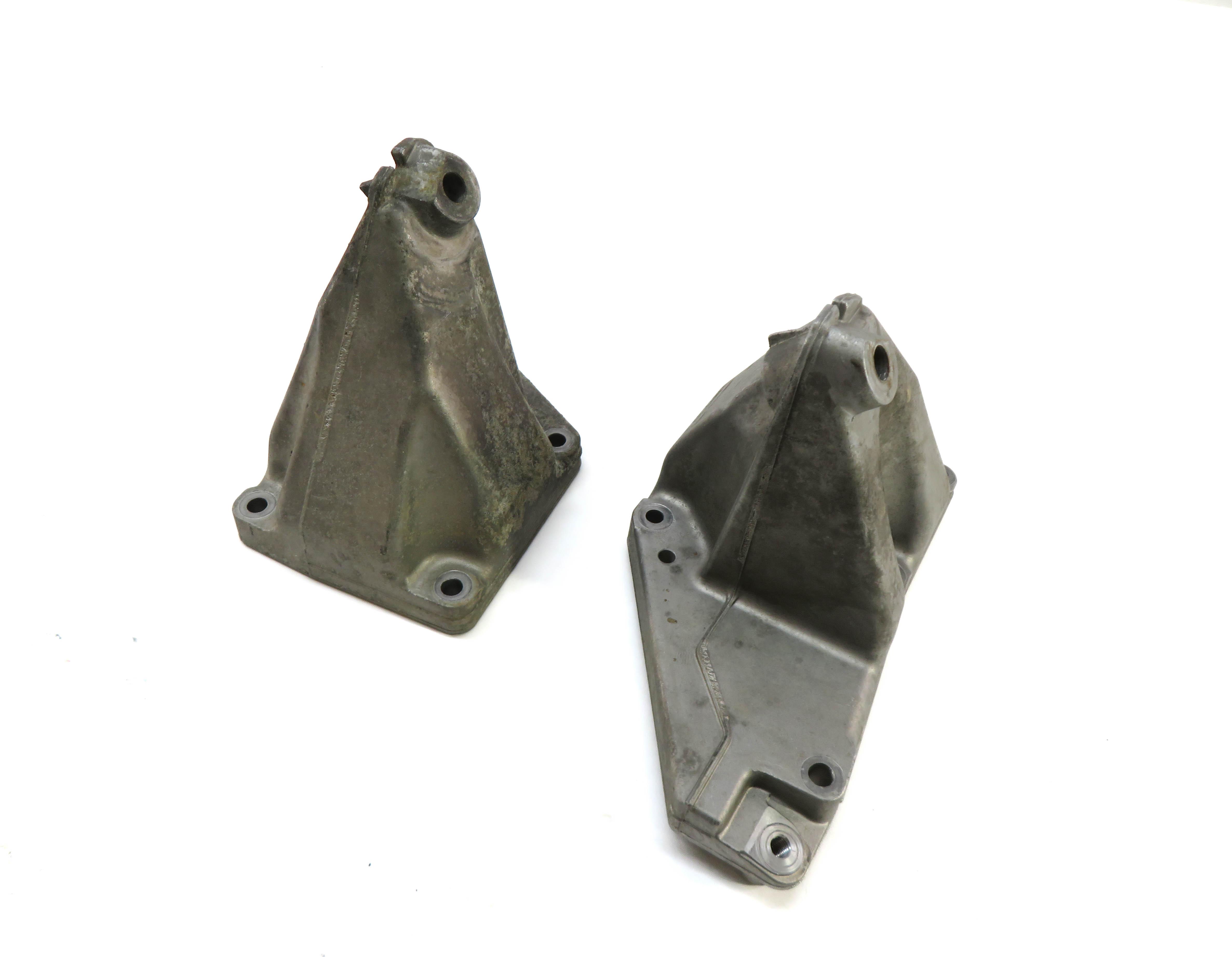 2007 MERCEDES S550 (W221) 5.5L M273 LEFT & RIGHT ENGINE MOTOR MOUNT BRACKET SET — exact item pictured