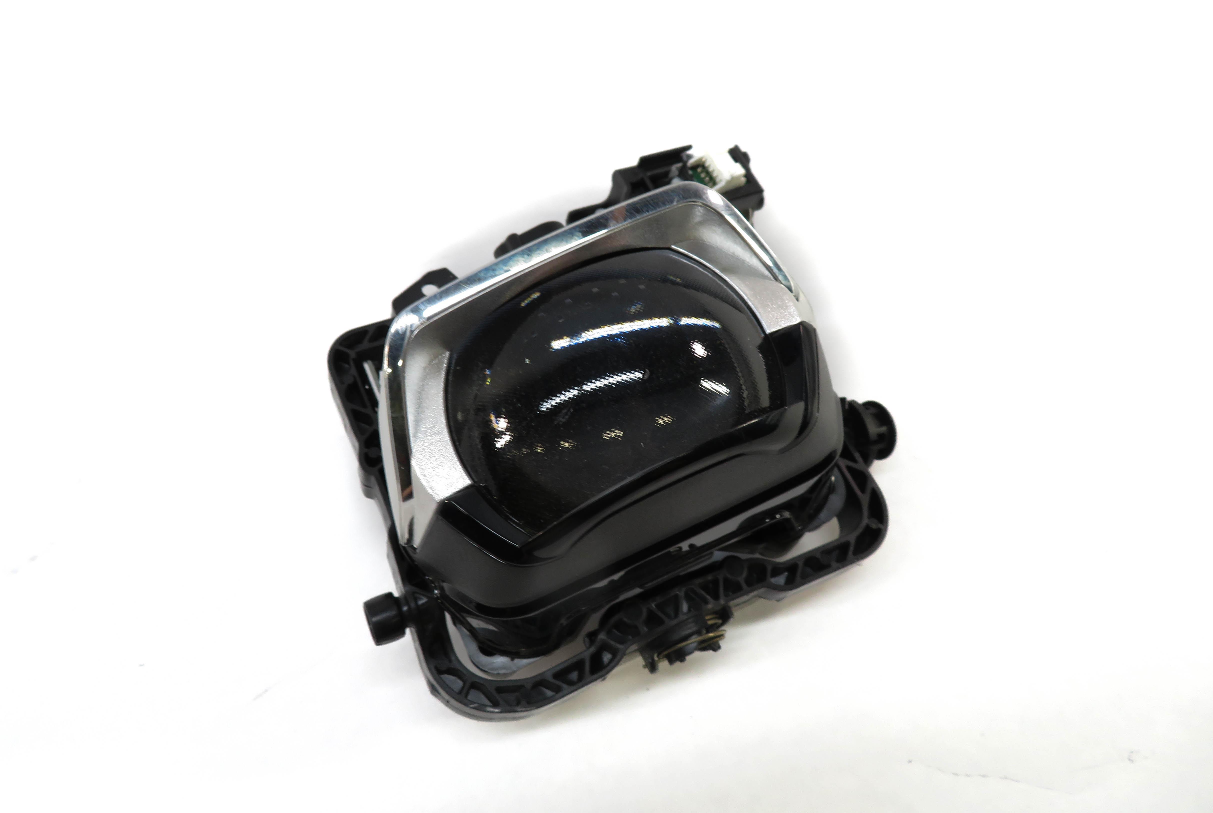 2019 BMW 330i (G20) LEFT LED HEADLIGHT DIFFUSER LENS — exact item pictured