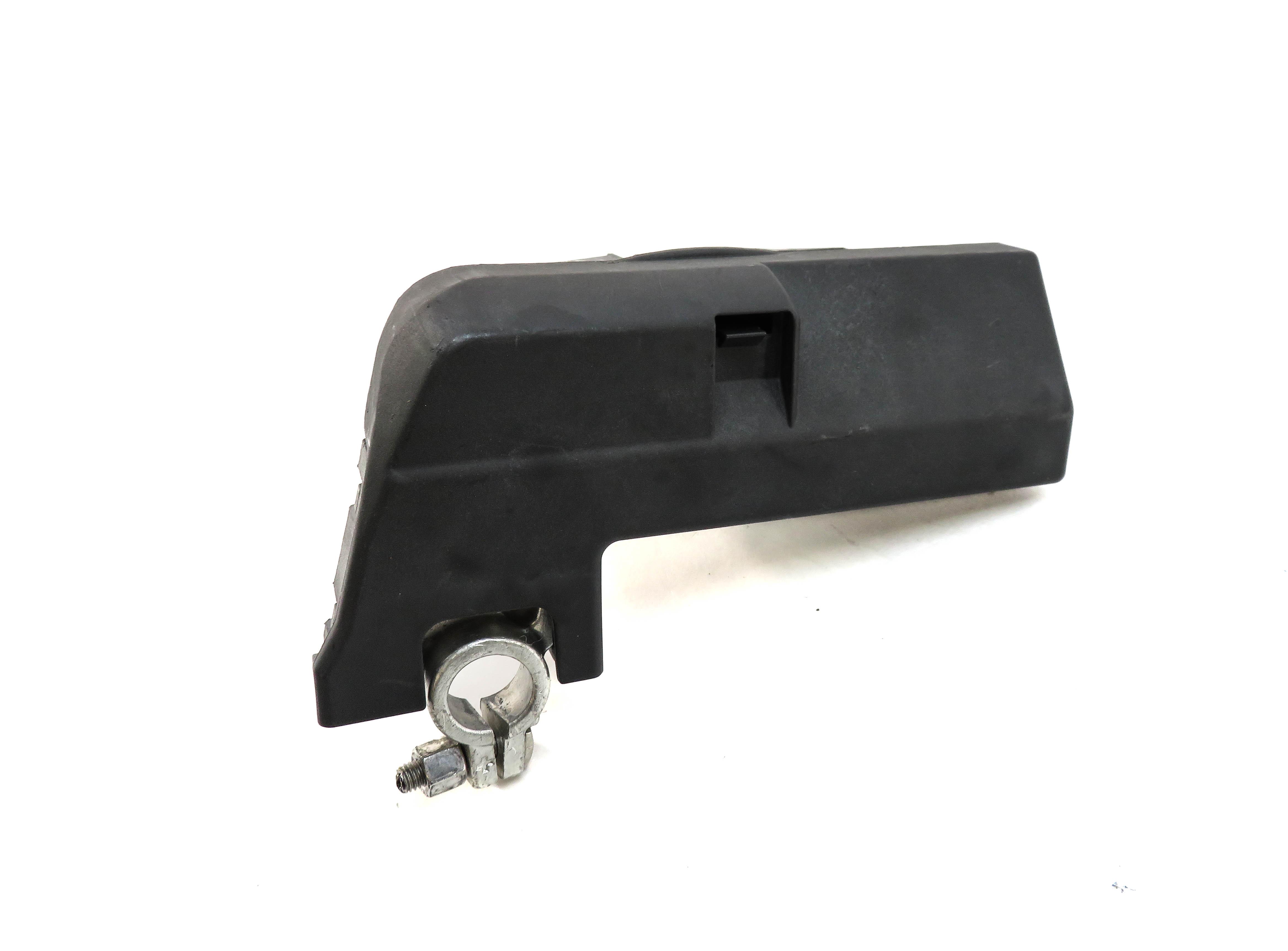 2012 AUDI A4 (B8 8K) POSITIVE BATTERY TERMINAL w/ OVERLOAD PROTECTION CIRCUIT — exact item pictured