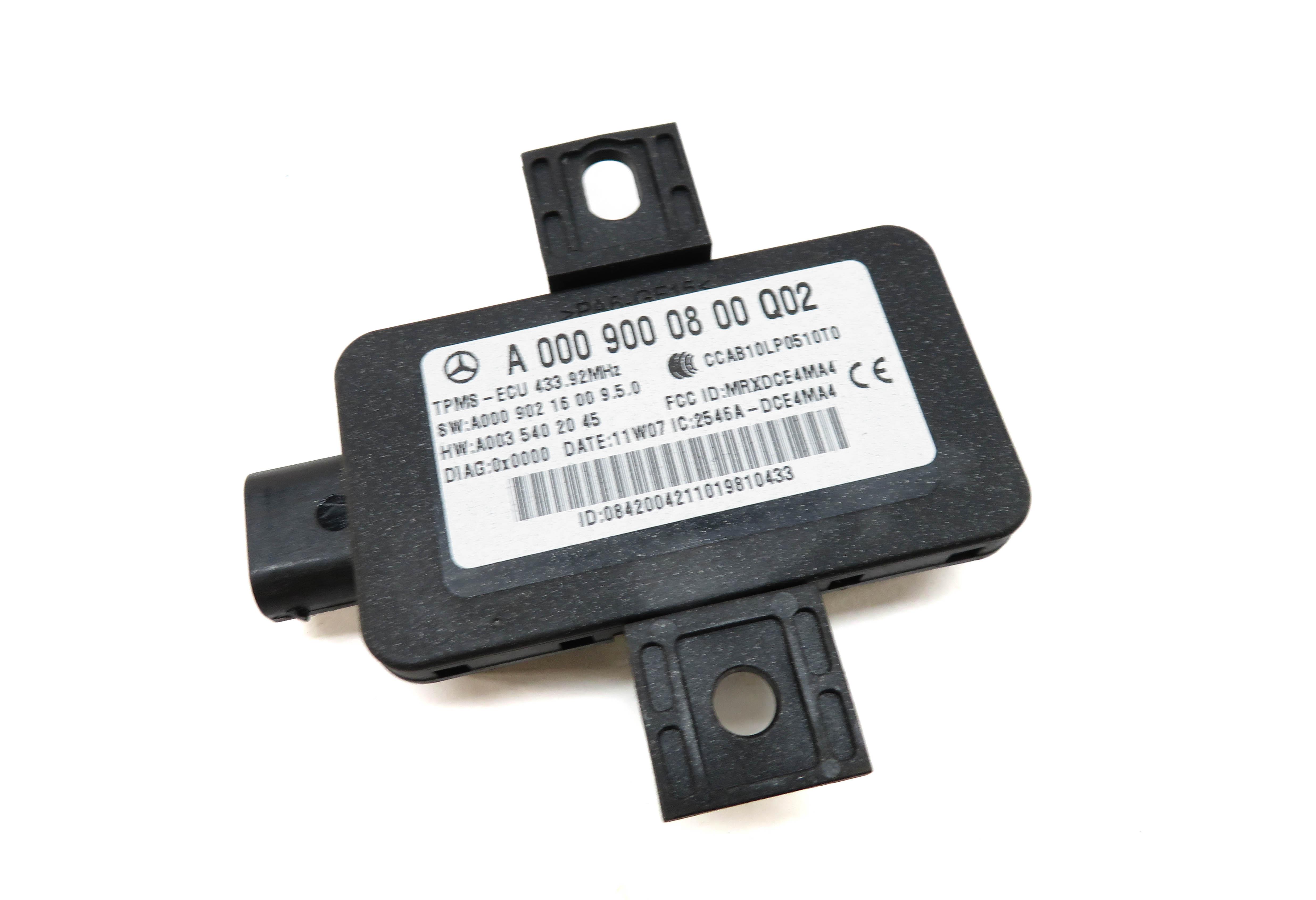 2011-2015 MERCEDES C-CLASS (W204) REAR SIGNAL ACQUISITION CONTROL MODULE SAM — exact item pictured