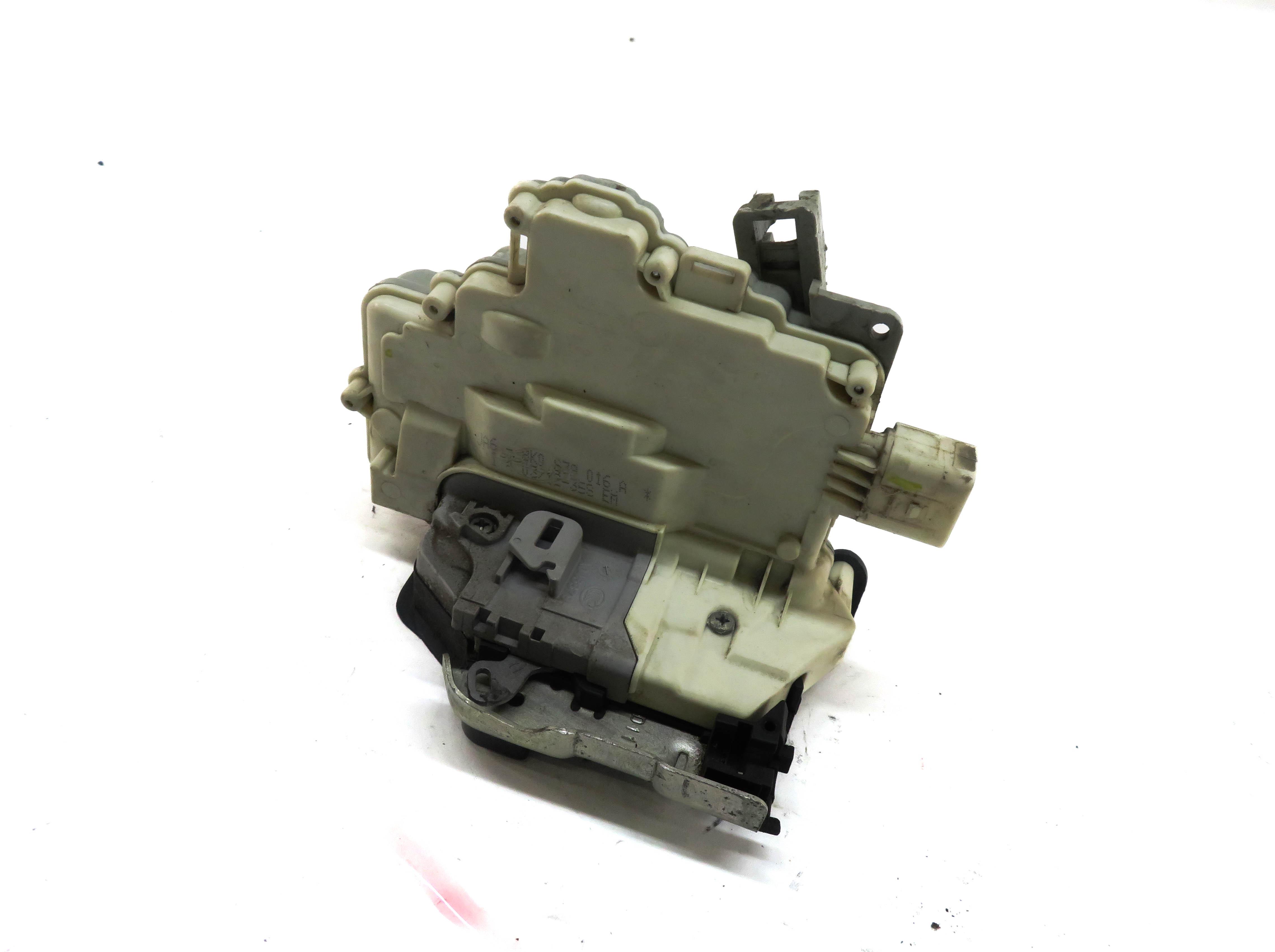 09-18 AUDI / PORSCHE - A4 S4 Q5 CAYENNE PANAMERA - RIGHT REAR DOOR LOCK LATCH — exact item pictured
