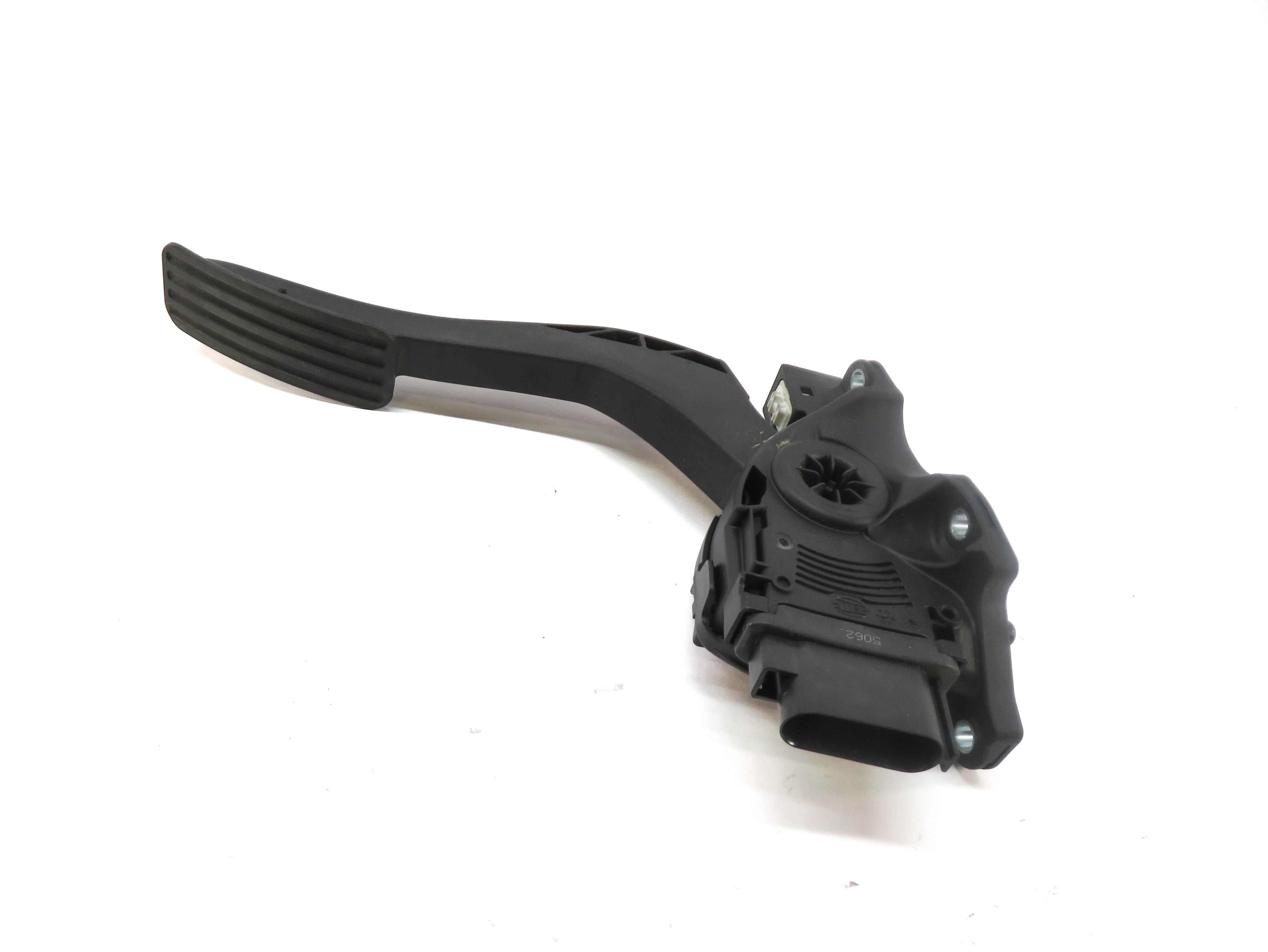 2012 RANGE ROVER SPORT (L320) GAS PEDAL FUEL THROTTLE ACCELERATOR PEDAL — exact item pictured