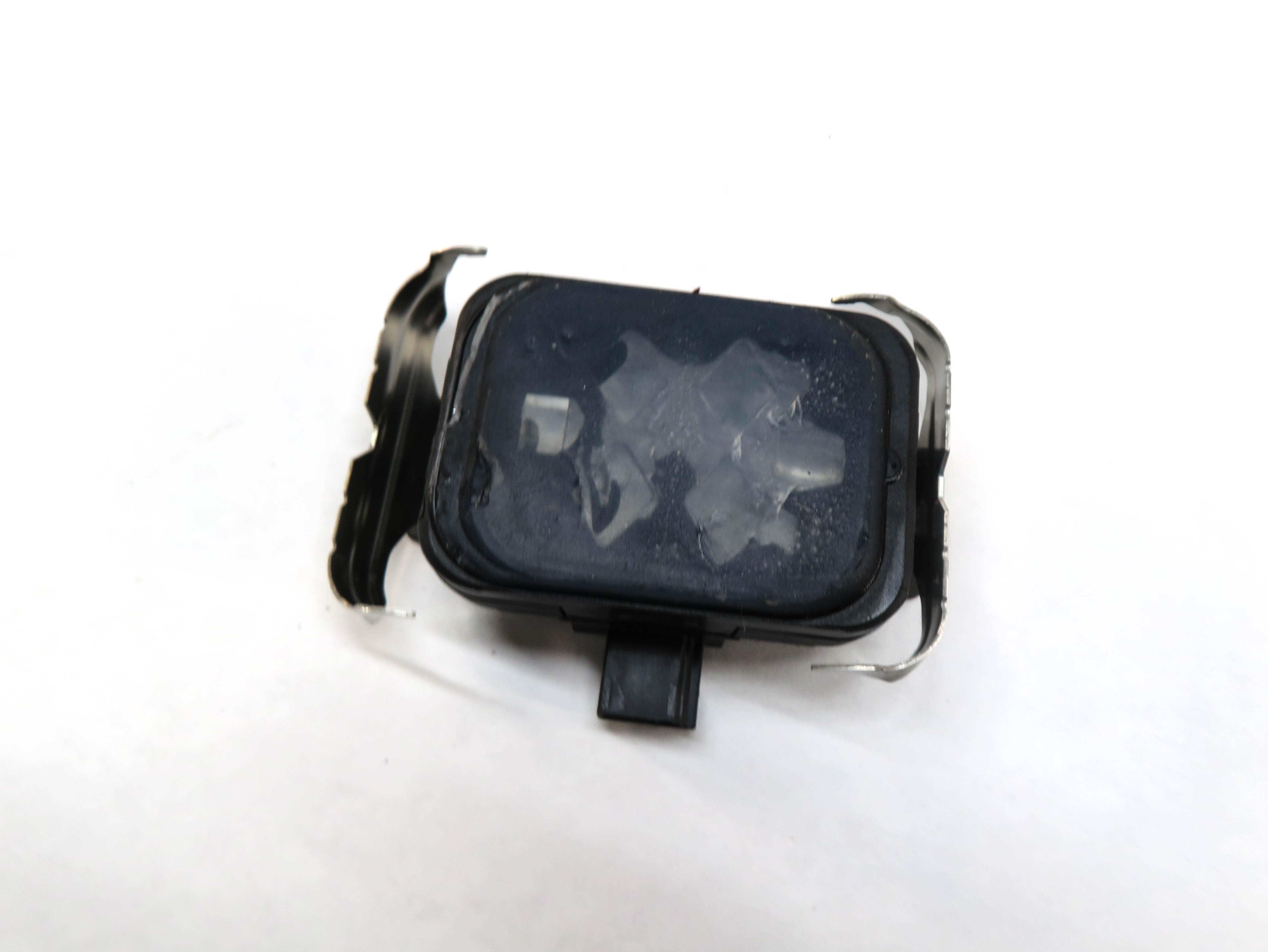 2010-2016 LR2 LR4 RANGE ROVER SPORT (L320 L322) WINDSHIELD WIPER RAIN SENSOR — exact item pictured