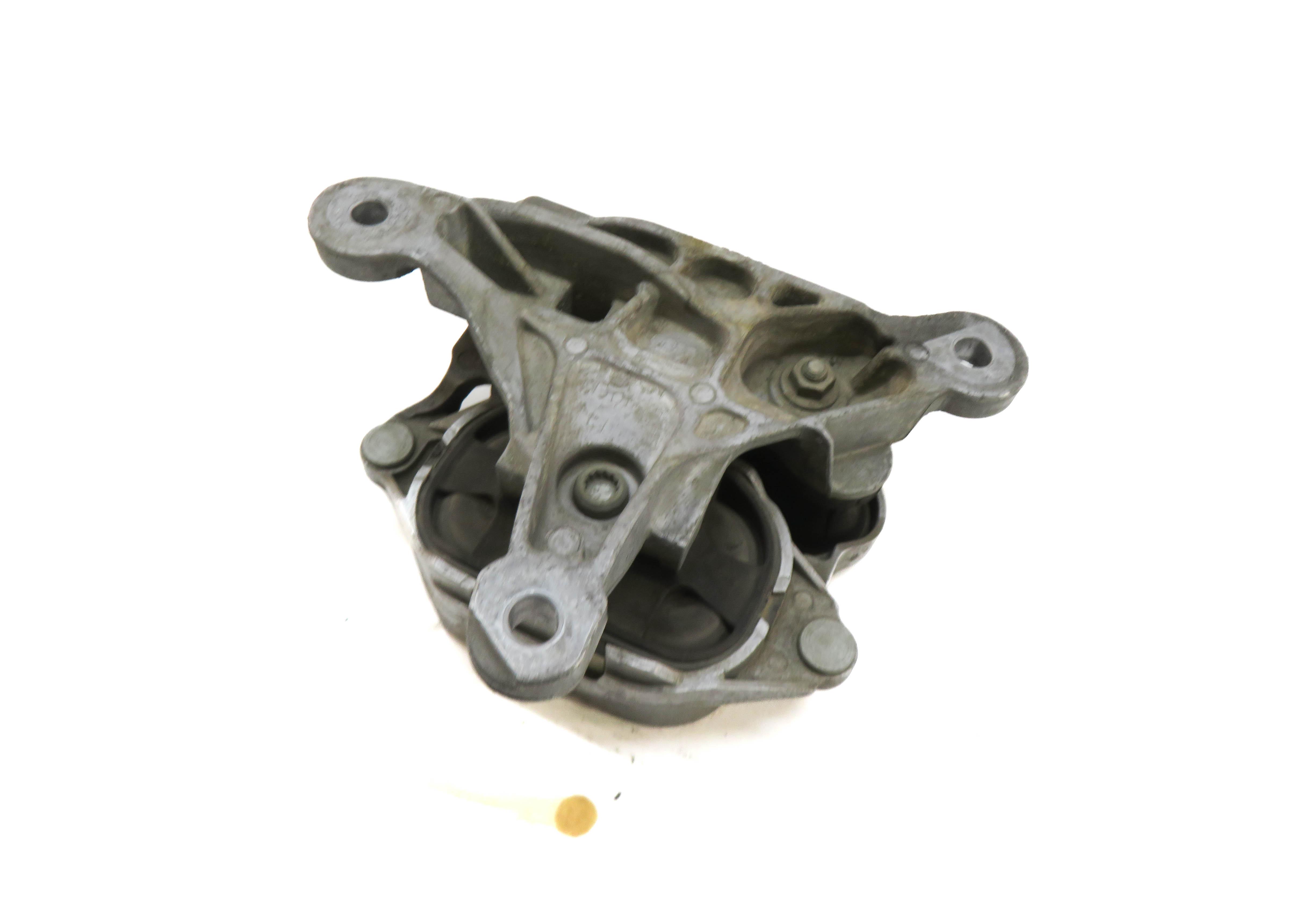 2013 AUDI A6 (C7) 2.0L CAEB TURBO ENGINE TRANSMISSION MOUNT BRACKET — exact item pictured
