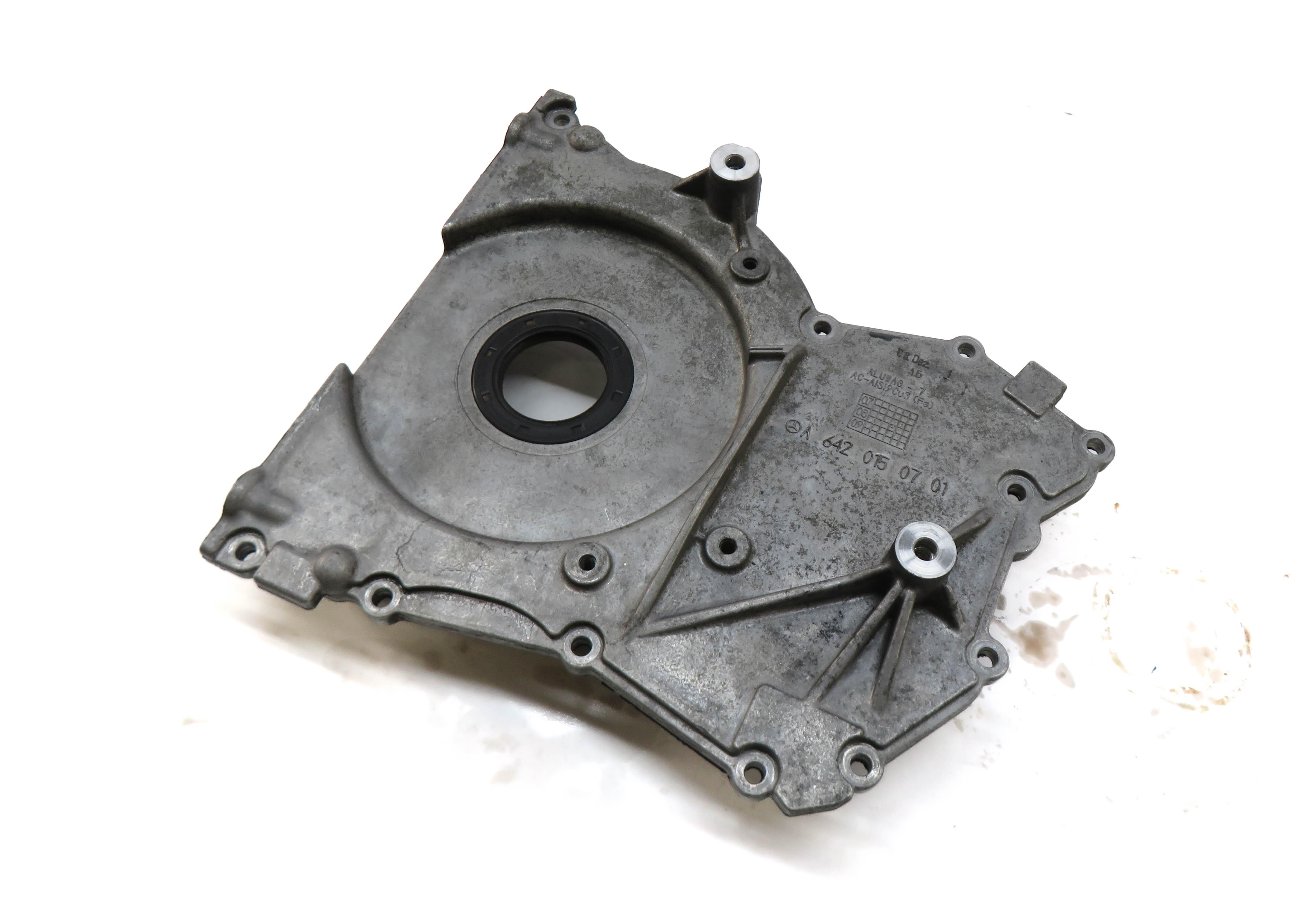 09-15 MERCEDES E GL ML S R (W164 W166 W212 X164 X166) 3.0L DIESEL TIMING COVER — exact item pictured