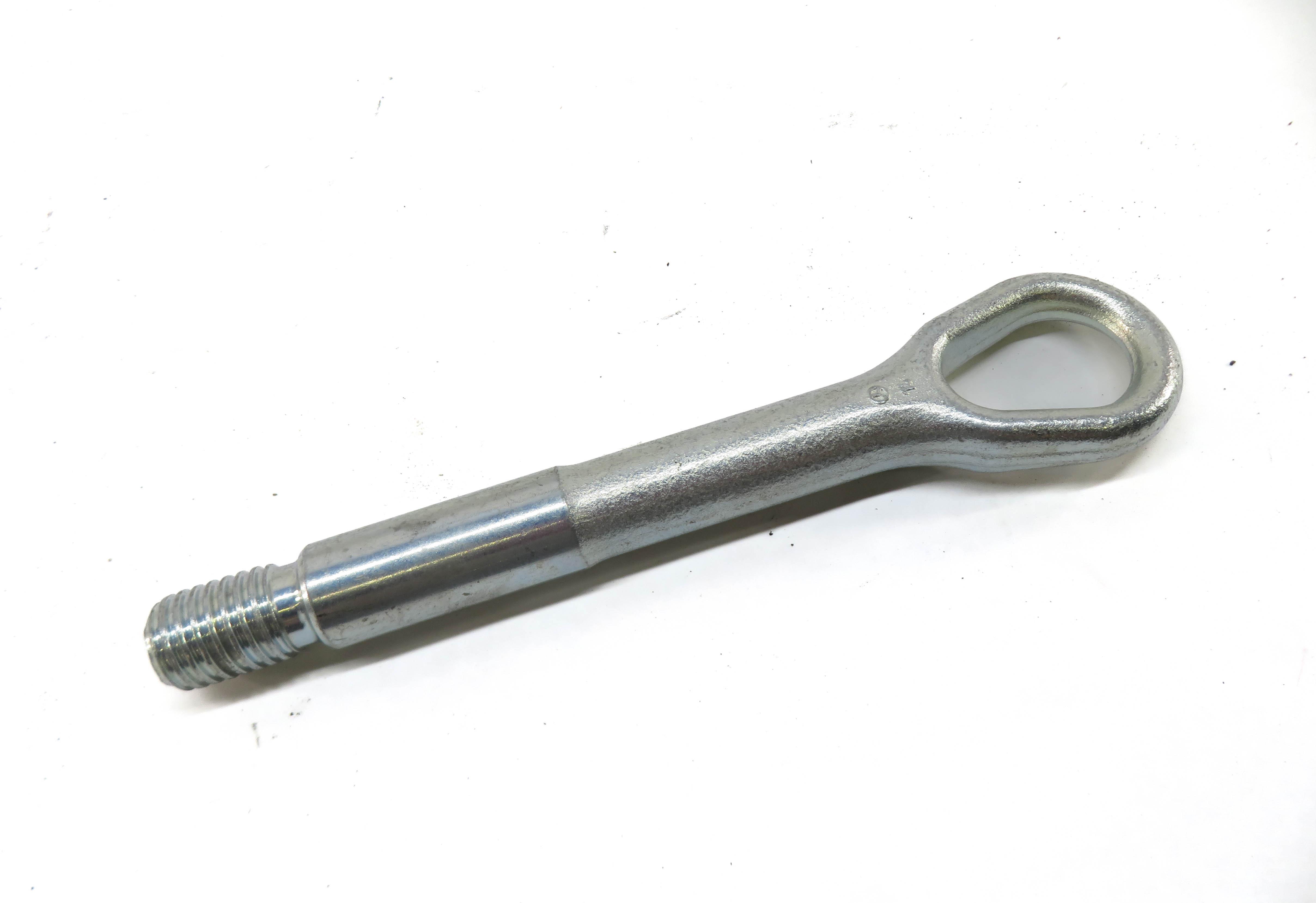 2015 MERCEDES CLA250 (W117) TOWING EYE TOW HOOK TOOL — exact item pictured