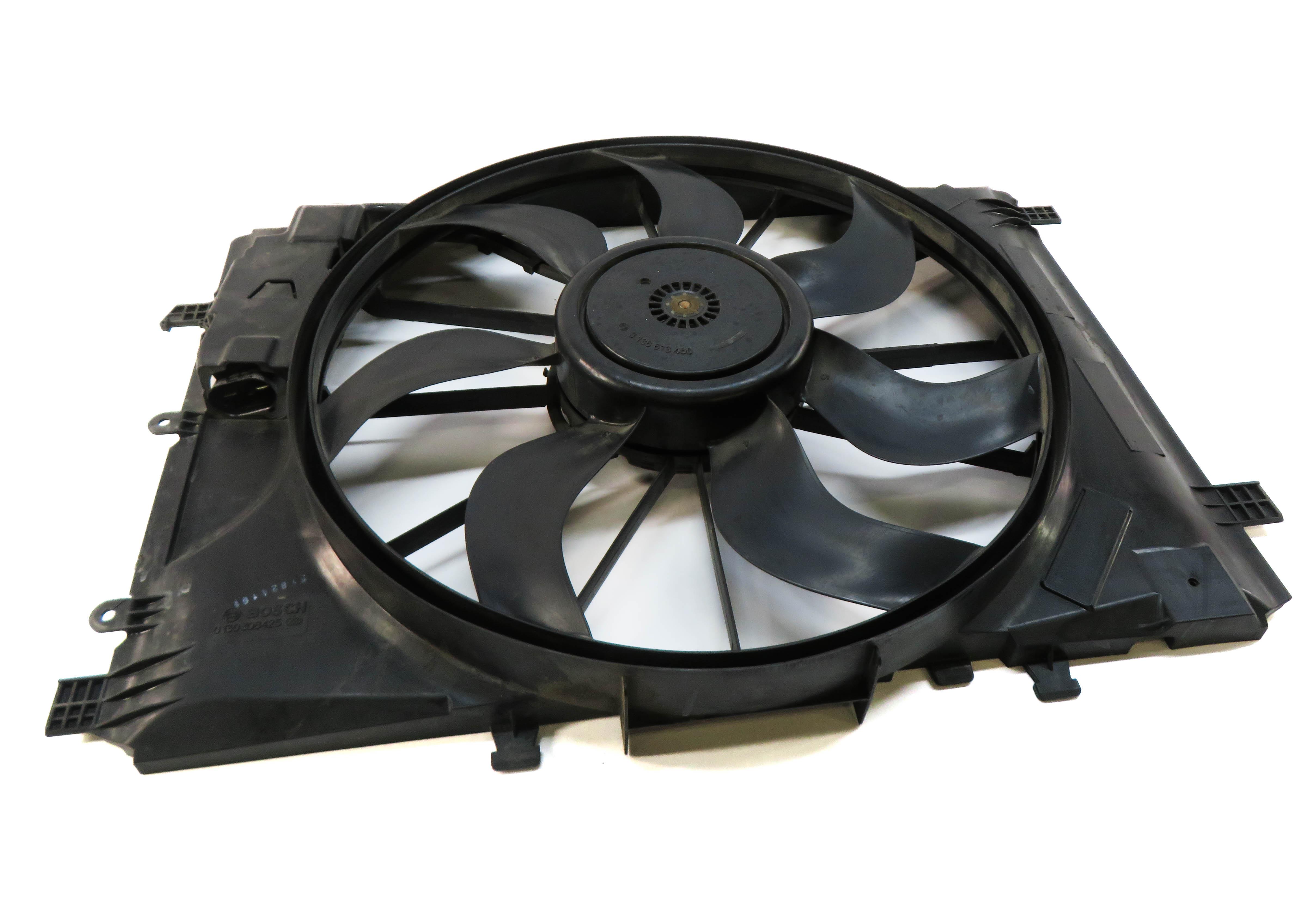 13-20 MERCEDES B CLA GLA SLK CLASS (C117 W156 W172 W246) RADIATOR COOLING FAN — exact item pictured