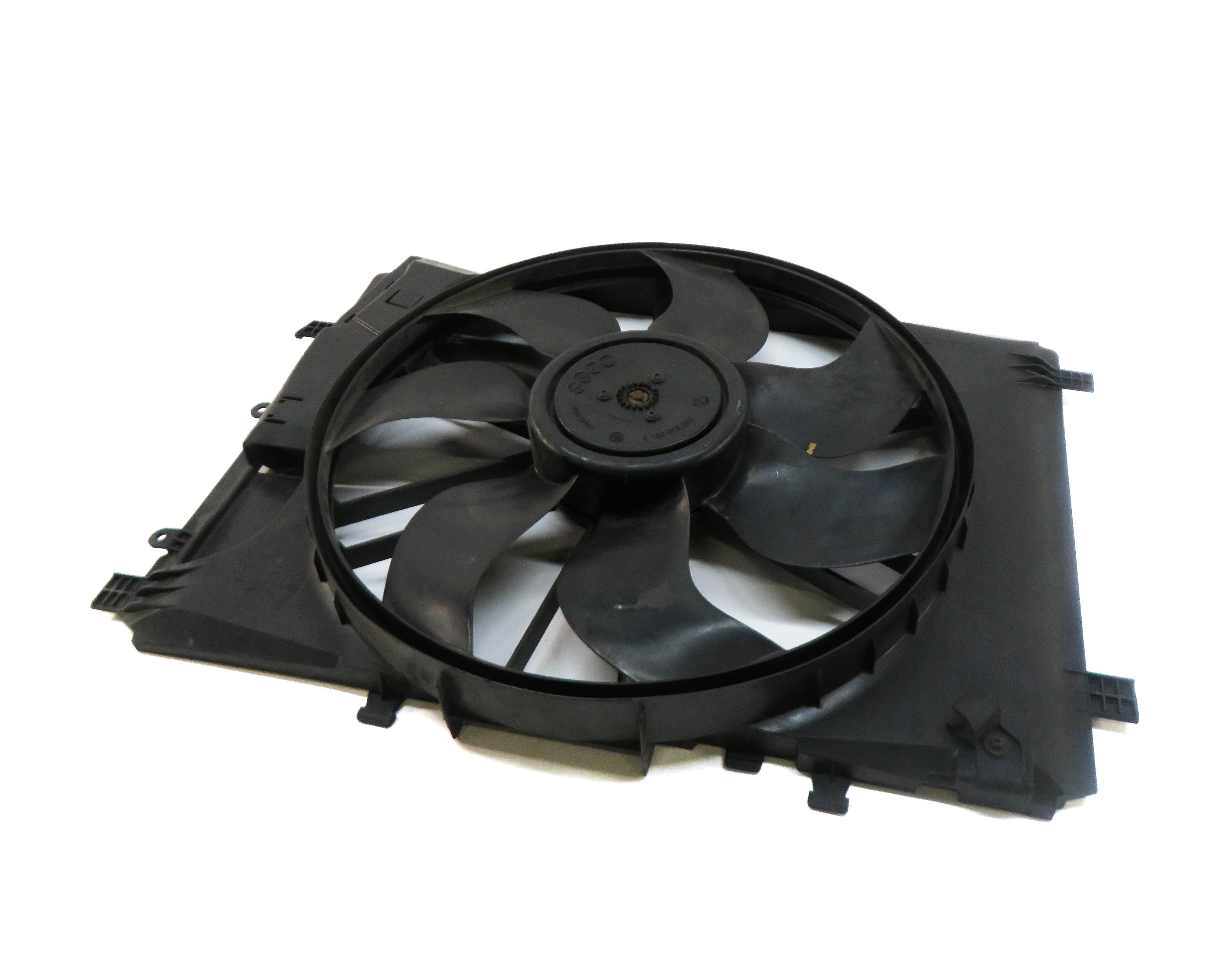 08-17 MERCEDES B C E CLA CLS GLK SLK (C207 W204 X204 W212) RADIATOR COOLING FAN — exact item pictured