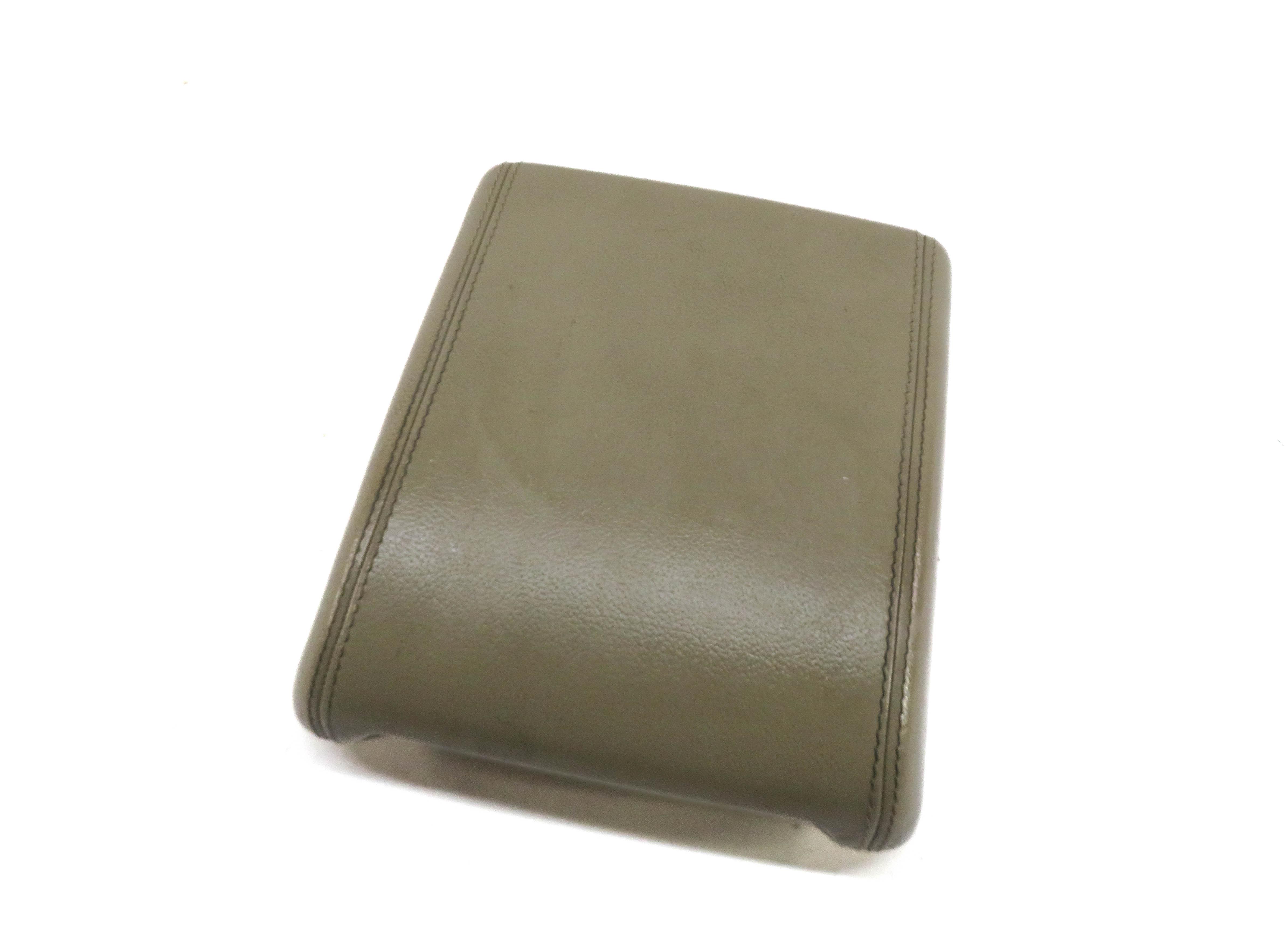 2012-2015 RANGE ROVER EVOQUE (L538) FRONT CENTER CONSOLE ARMREST LID (ALMOND) — exact item pictured