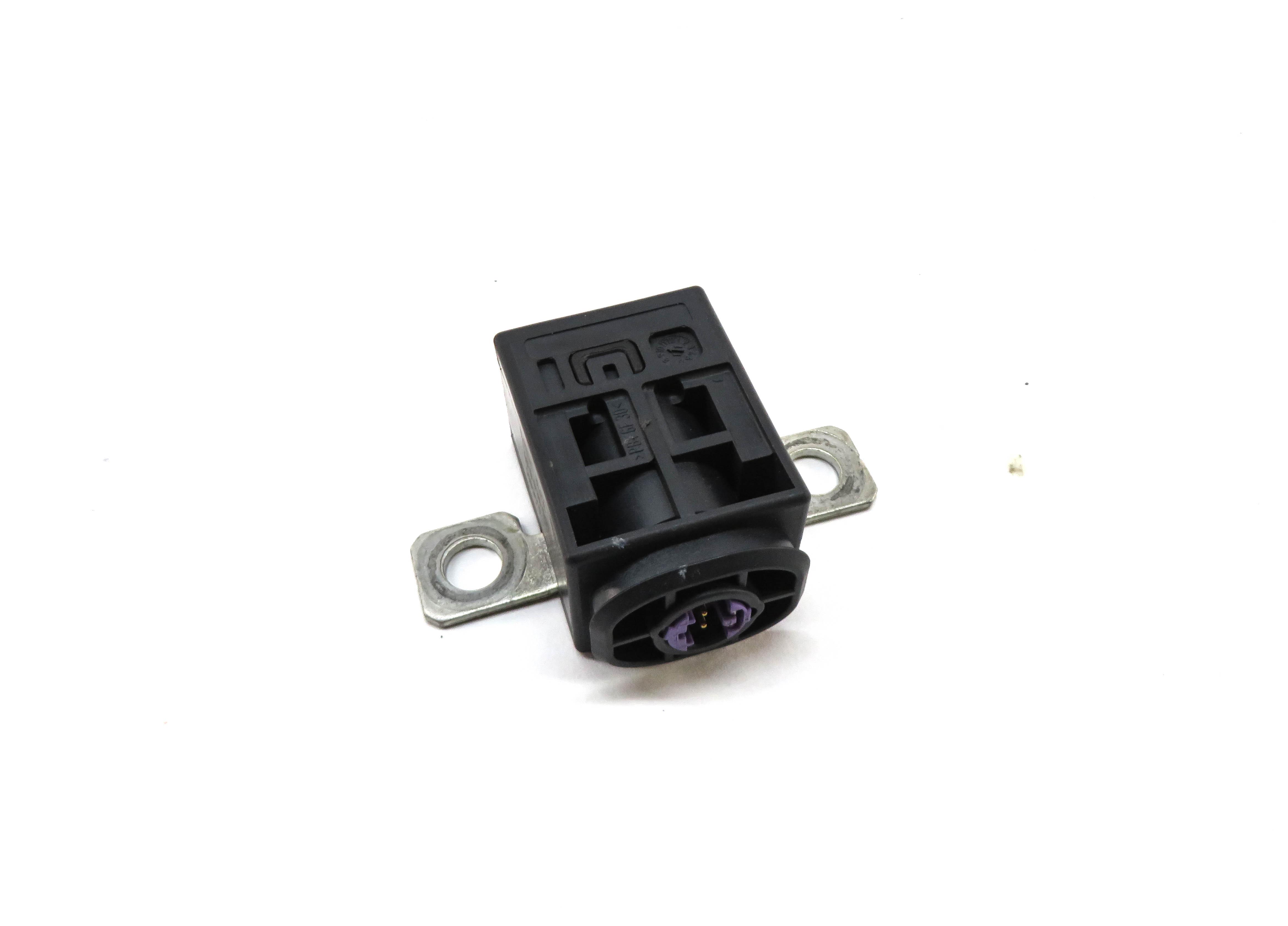 2012 AUDI A6 (C7) BATTERY OVERLOAD PROTECTION FUSE SWITCH — exact item pictured