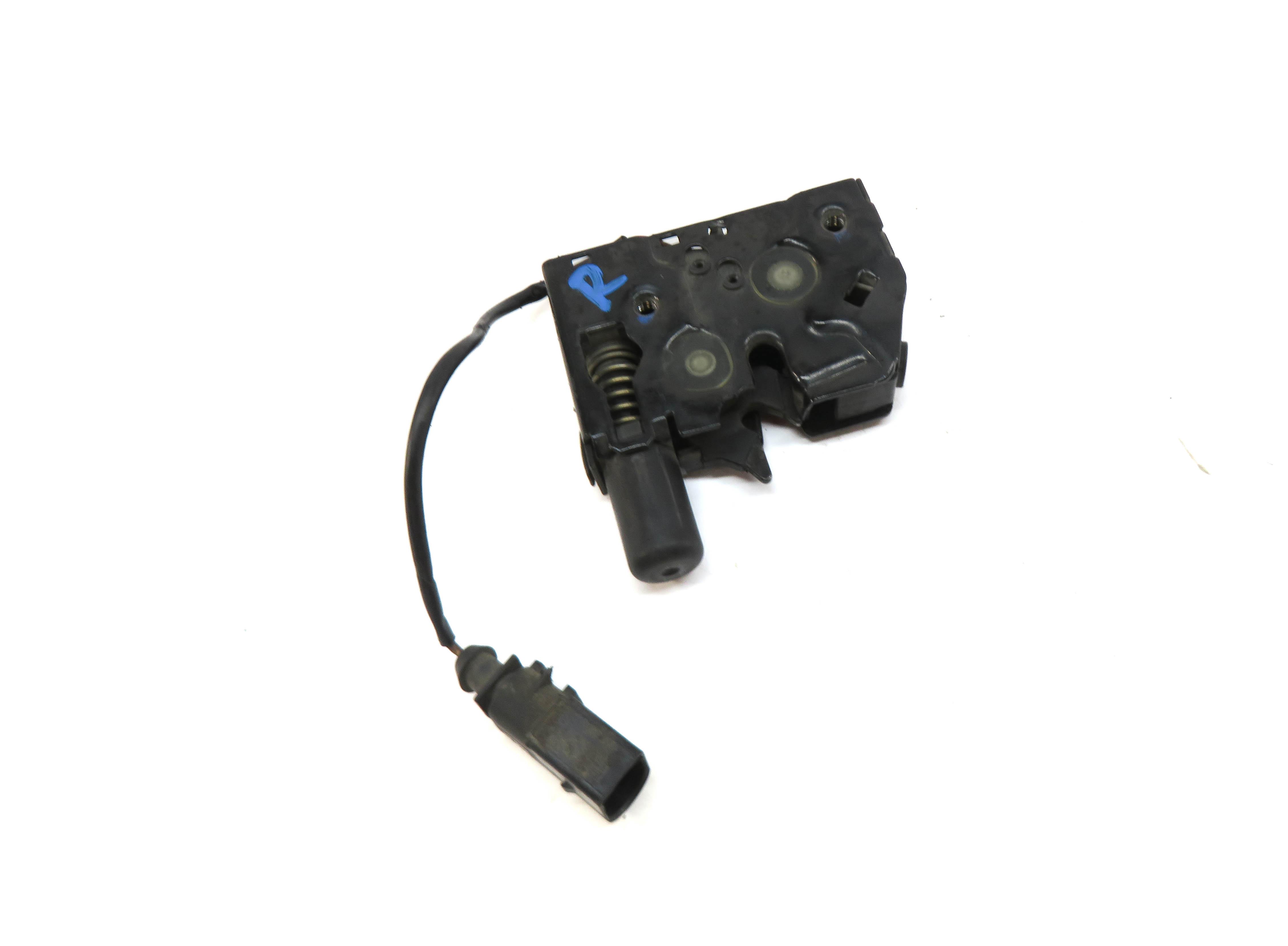 2013 AUDI A6 (C7) RIGHT FRONT PASSENGER LOWER HOOD LOCK LATCH STRIKER SPRING — exact item pictured
