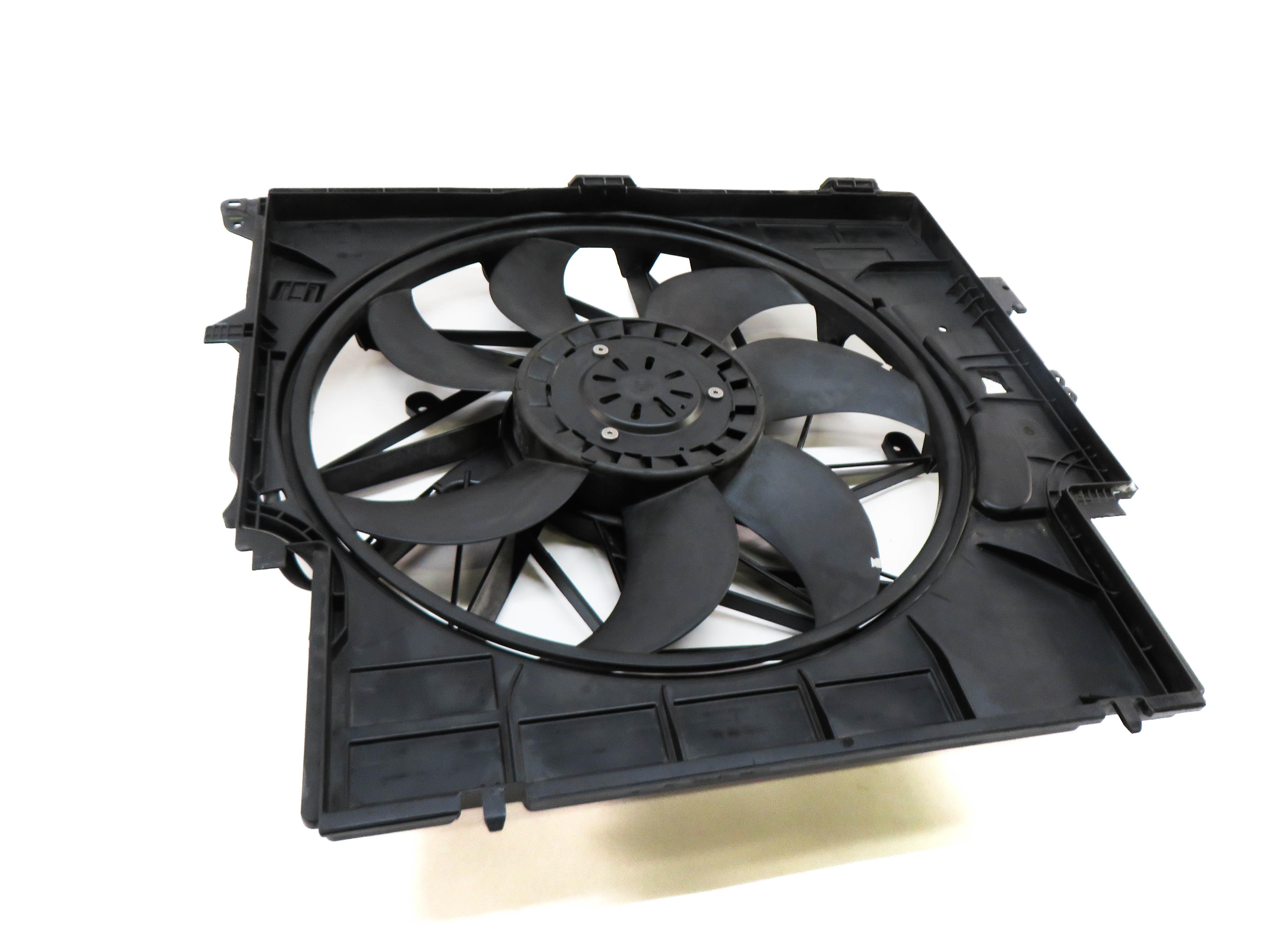 11-18 BMW X3 X4 (F25 F26) 3.0L N55 TURBO ENGINE 600 WATT RADIATOR COOLING FAN — exact item pictured
