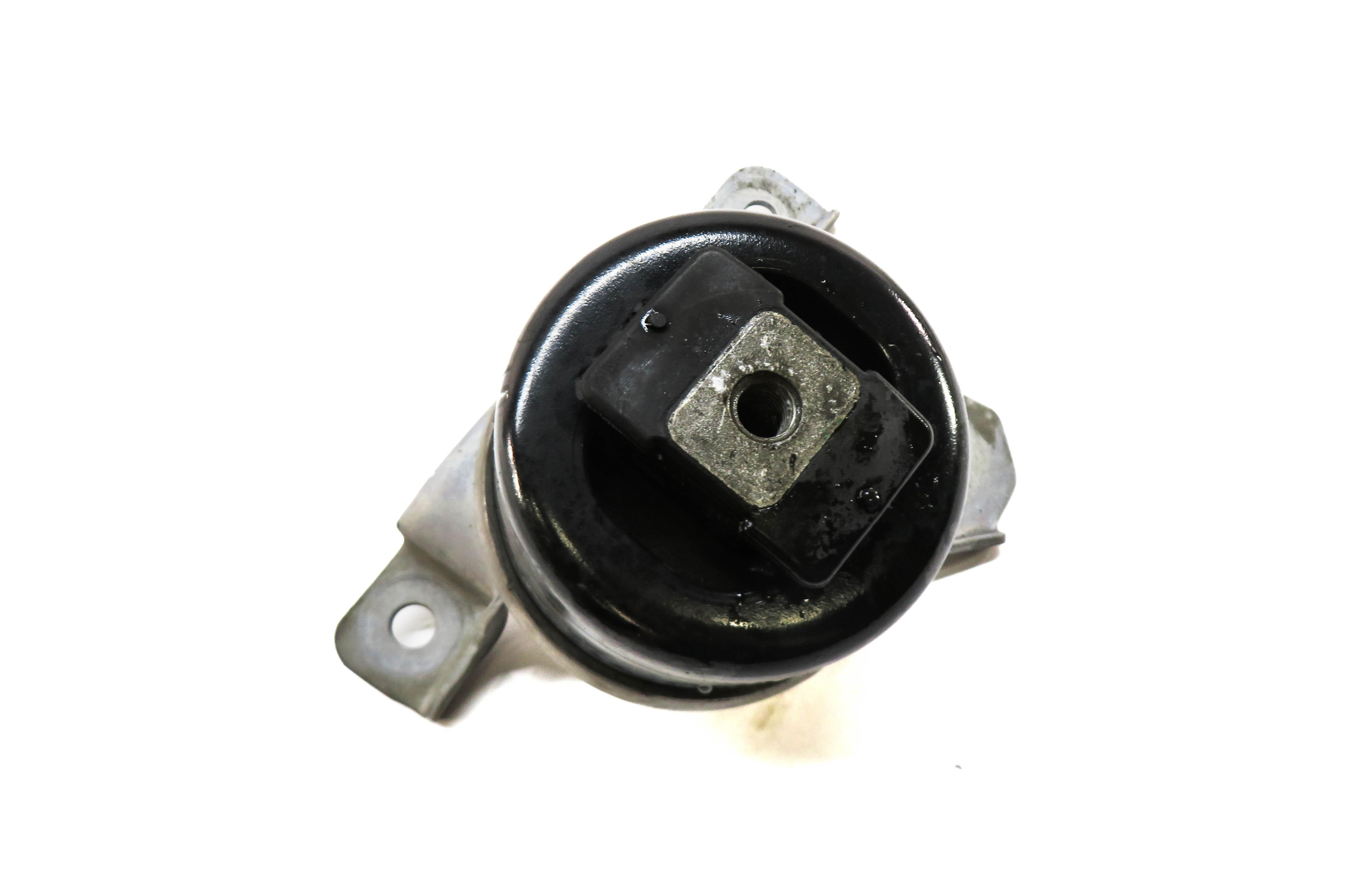 2015 RANGE ROVER EVOQUE (L538) 2.0L TURBO ENGINE RIGHT MOTOR MOUNT BRACKET — exact item pictured