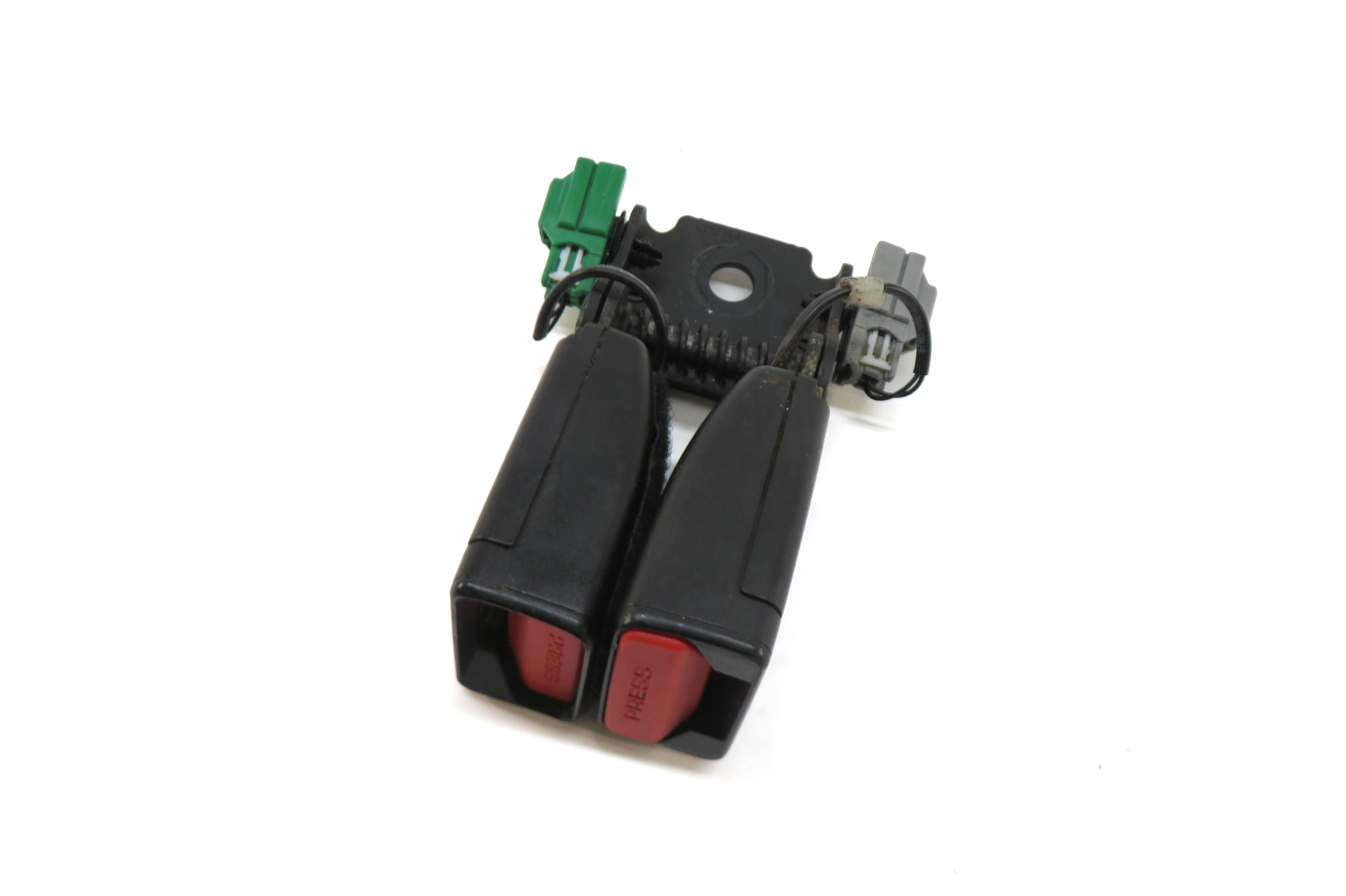 2015 RANGE ROVER EVOQUE (L538) RIGHT & CENTER SEAT SEATBELT BUCKLE RECEIVER — exact item pictured