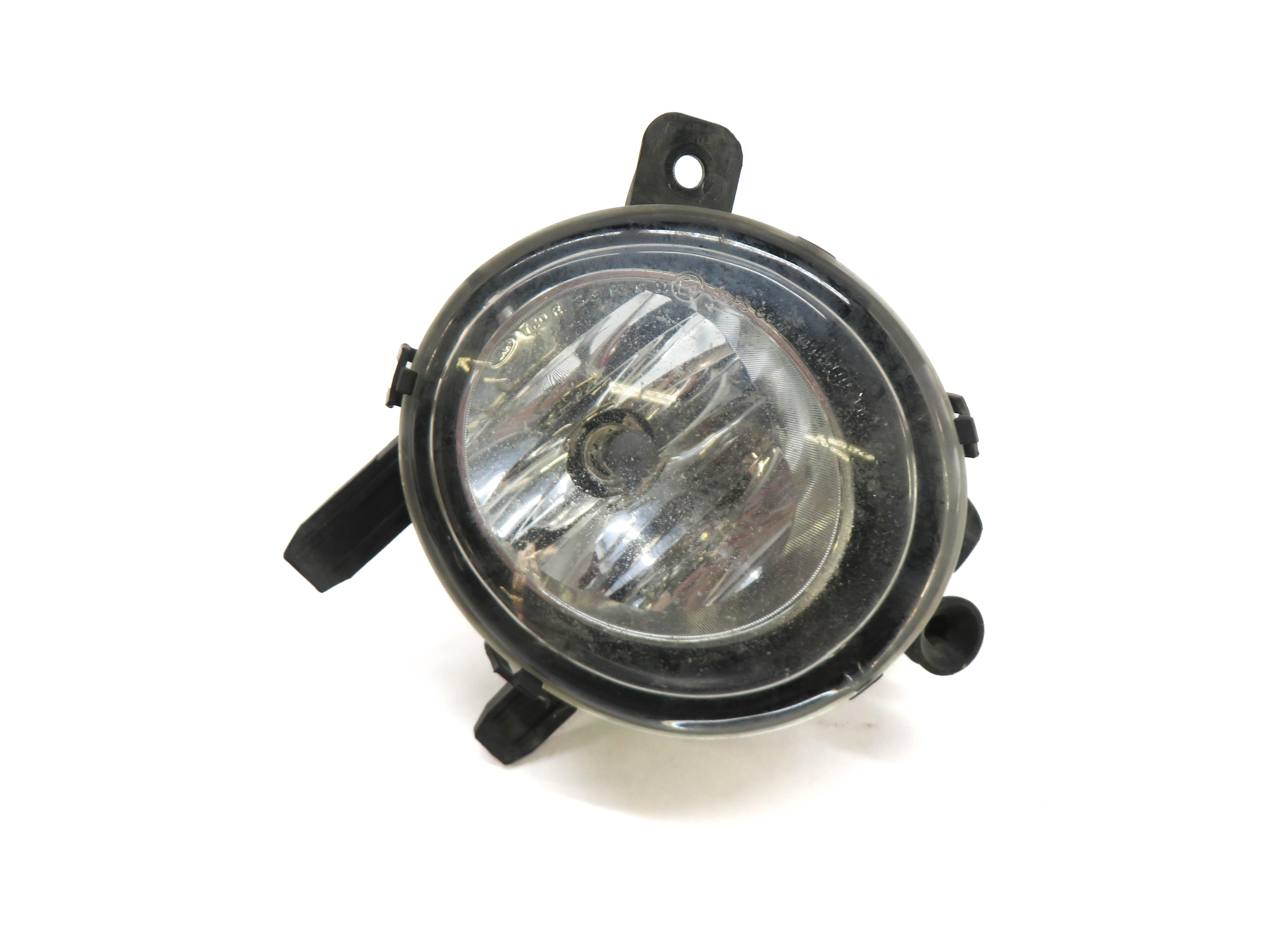 12-18 BMW 228i 328i 335i 428i 430i 435i 440i (F22 F30 F31 F32) RIGHT FOGLIGHT — exact item pictured