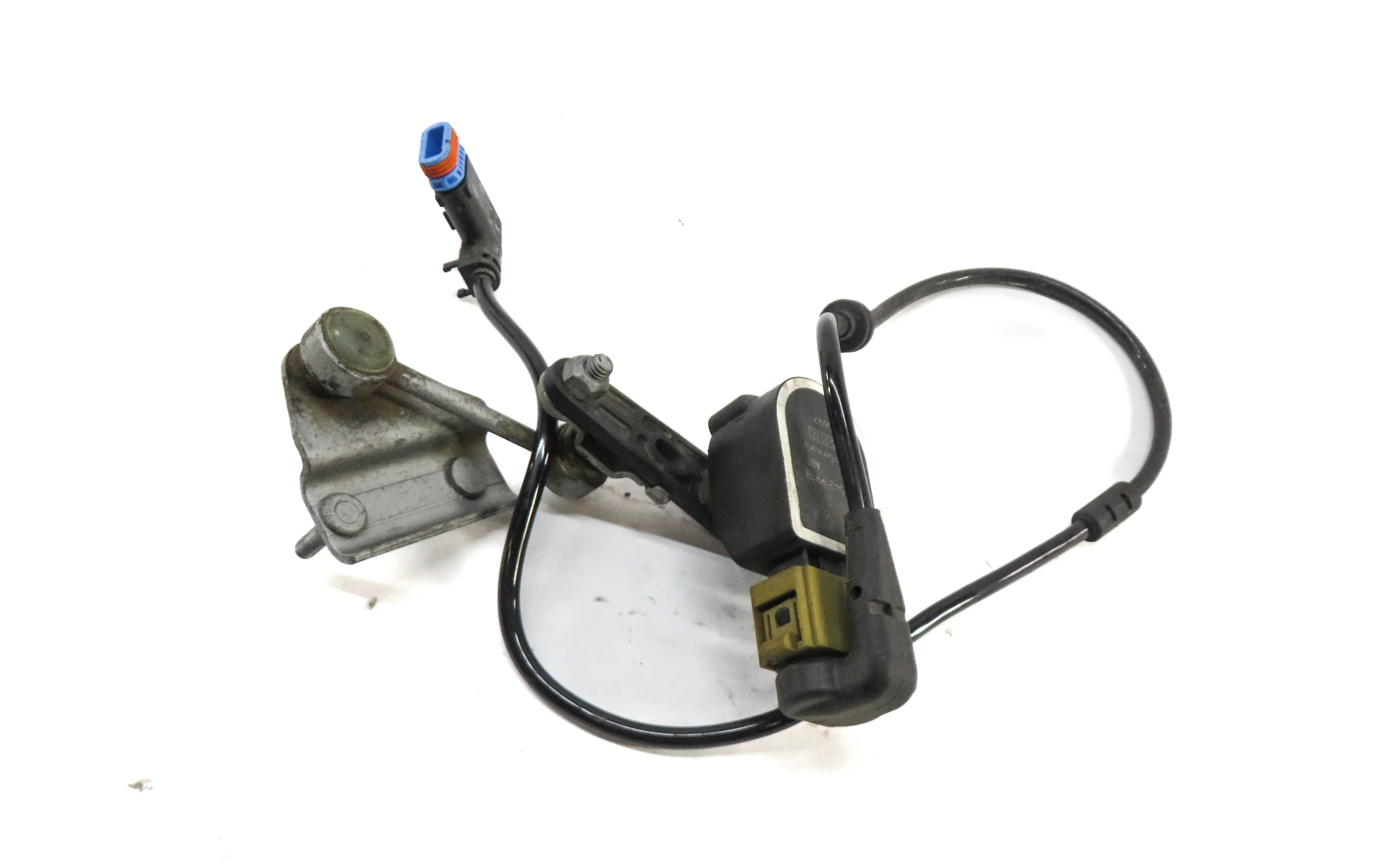 2017 MERCEDES CLS63 AMG (W218) RIGHT REAR SUSPENSION HEIGHT LEVEL SENSOR — exact item pictured