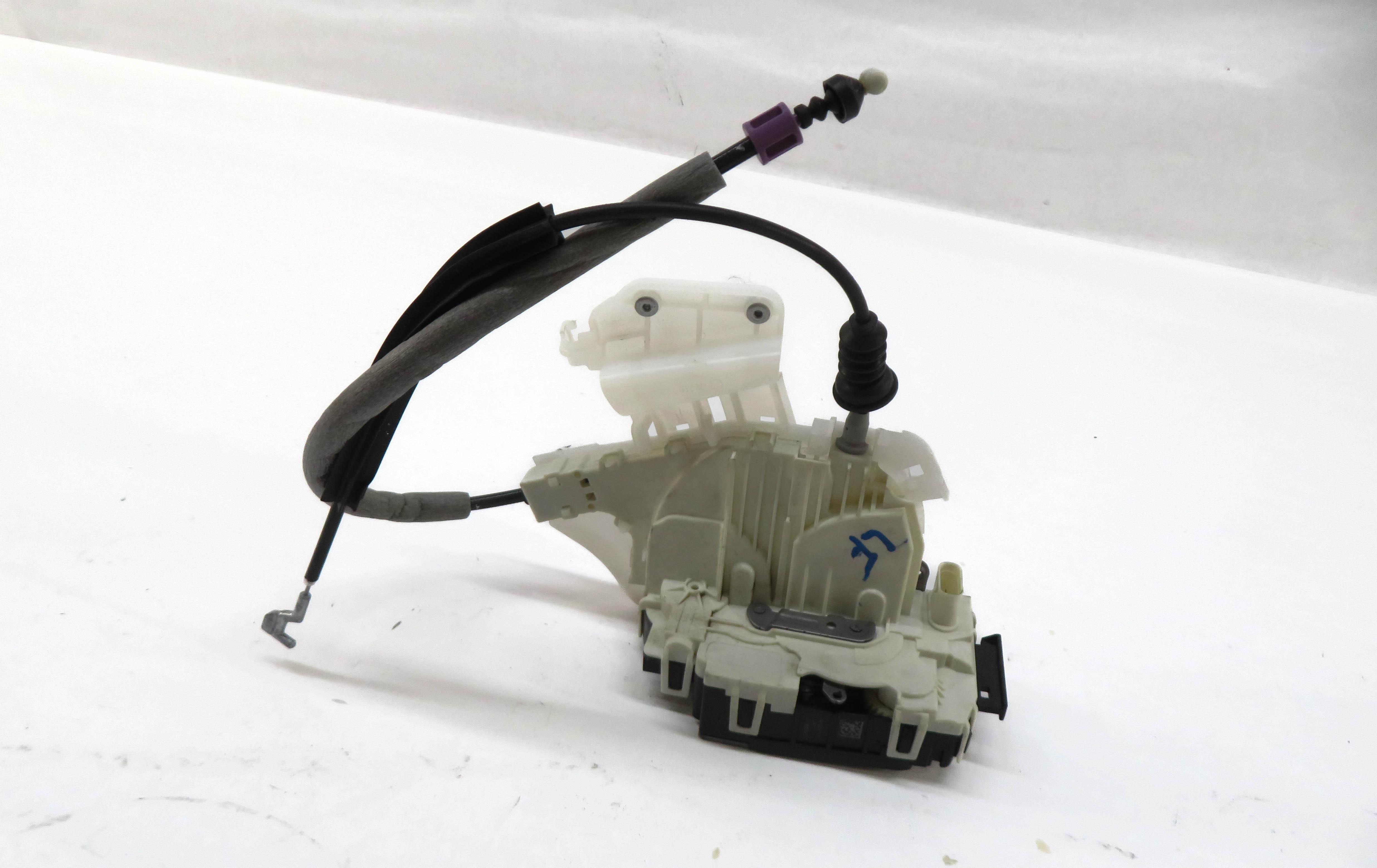 10-20 MERCEDES C E GLK SL CLS SLK CLASS (W204 W212 W218) LEFT FRONT DOOR LATCH — exact item pictured