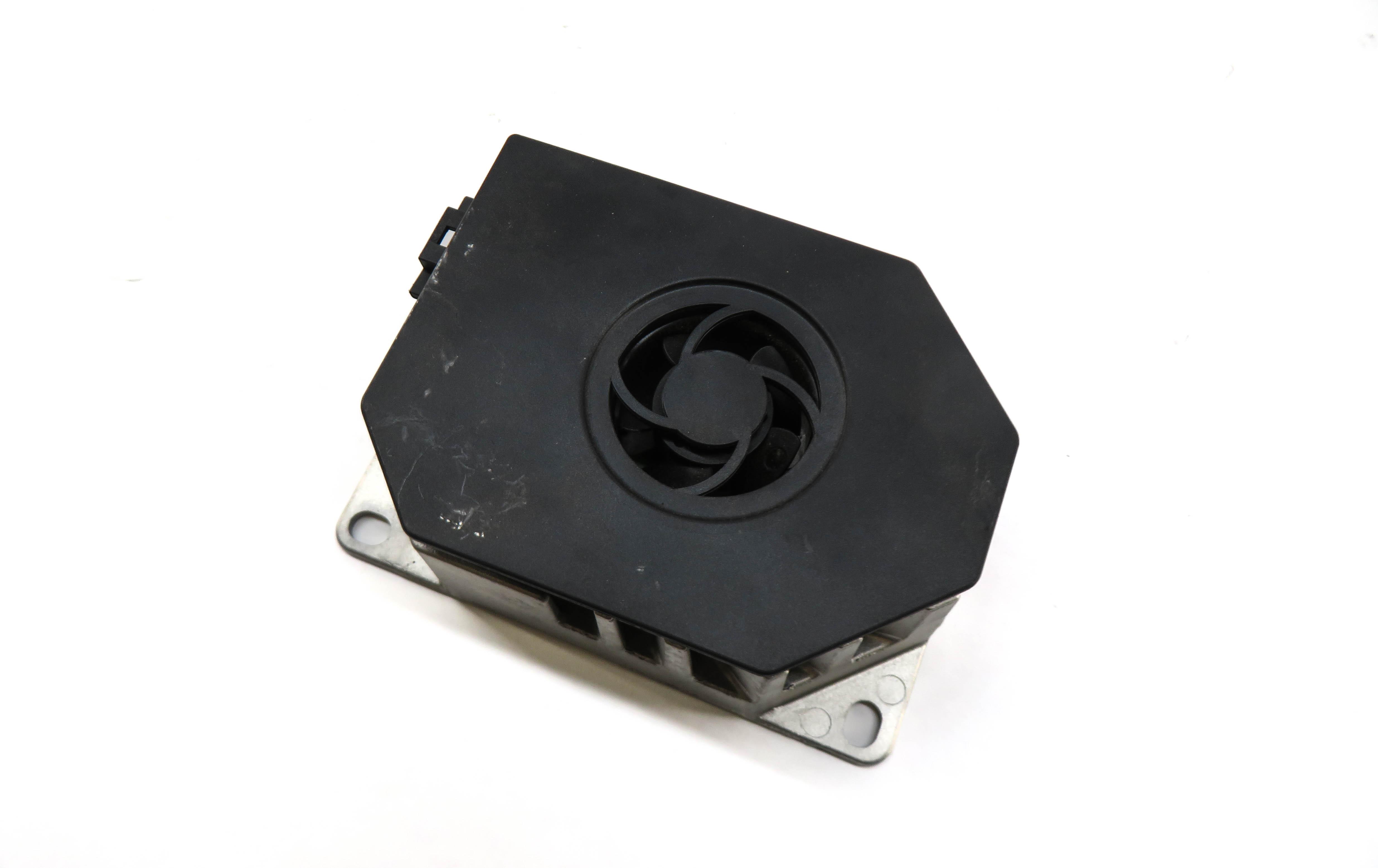 2015-2018 MERCEDES CLS CLASS (W218) RADIO STEREO SUB SUBWOOFER AMP AMPLIFIER — exact item pictured