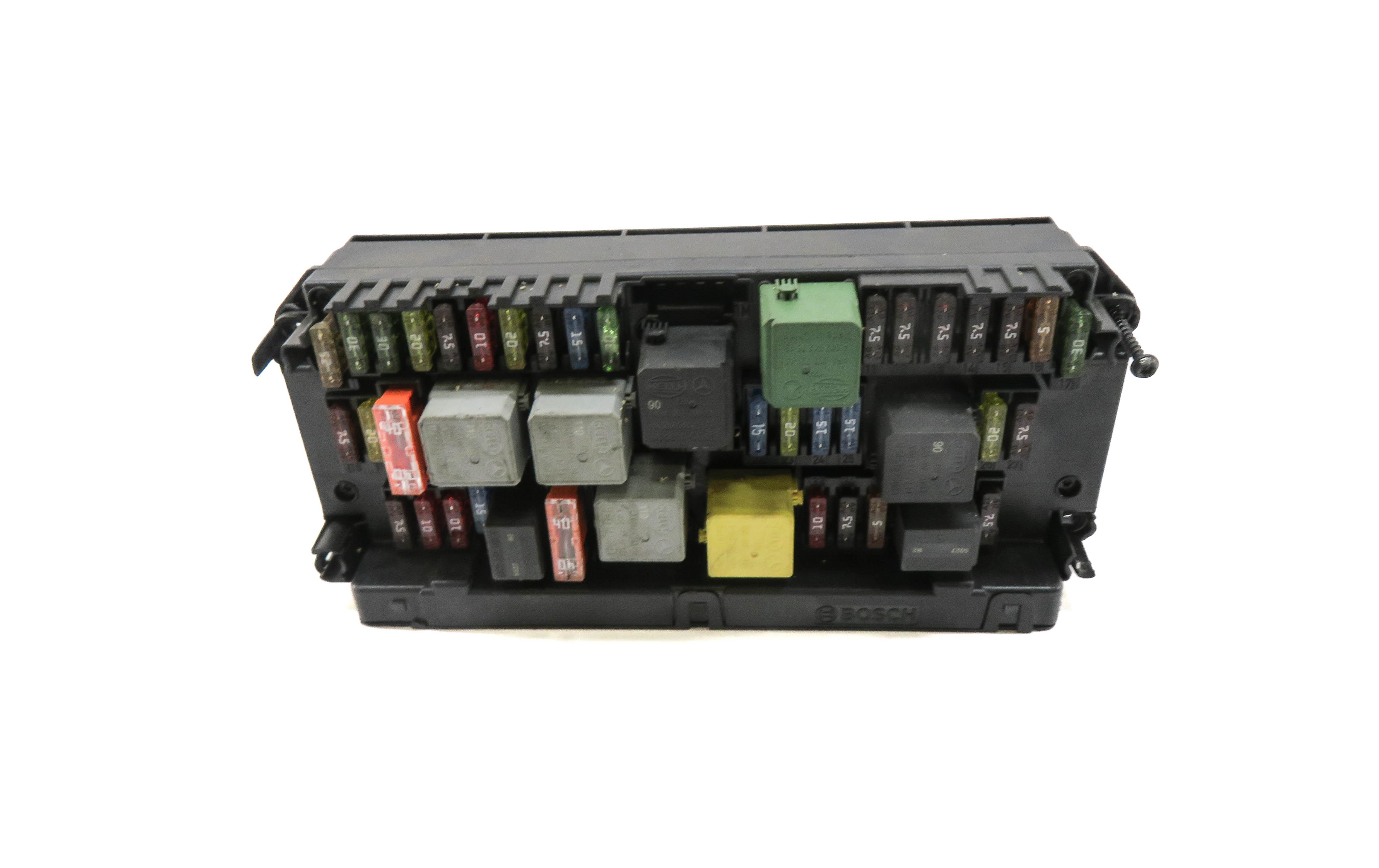 2017 MERCEDES CLS63 (W218) FRONT SIGNAL ACQUISITION CONTROL MODULE FUSE BOX SAM — exact item pictured
