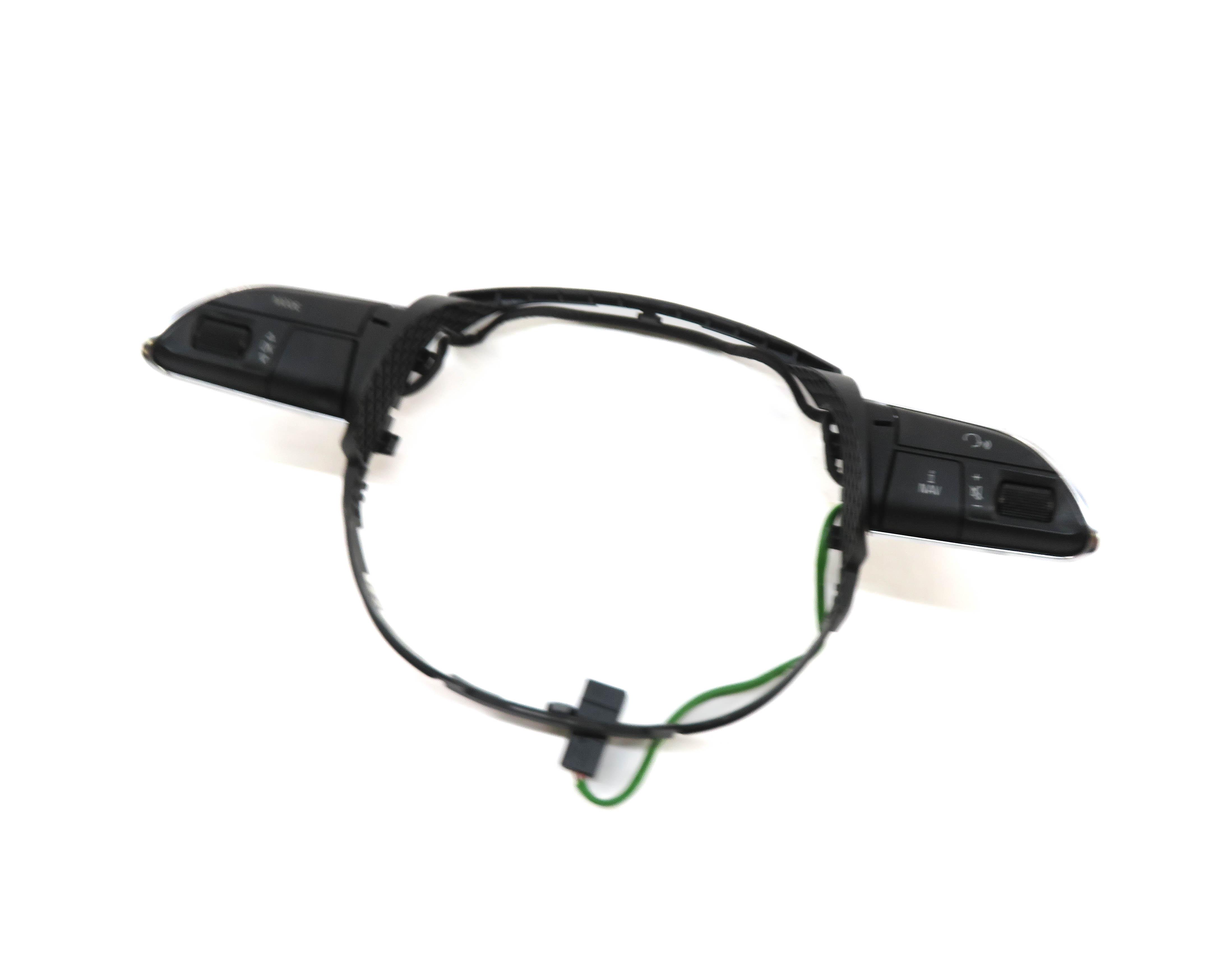 2013 AUDI Q5 (B8 8R) STEERING WHEEL SWITCH BUTTON SET w/ TRIM — exact item pictured