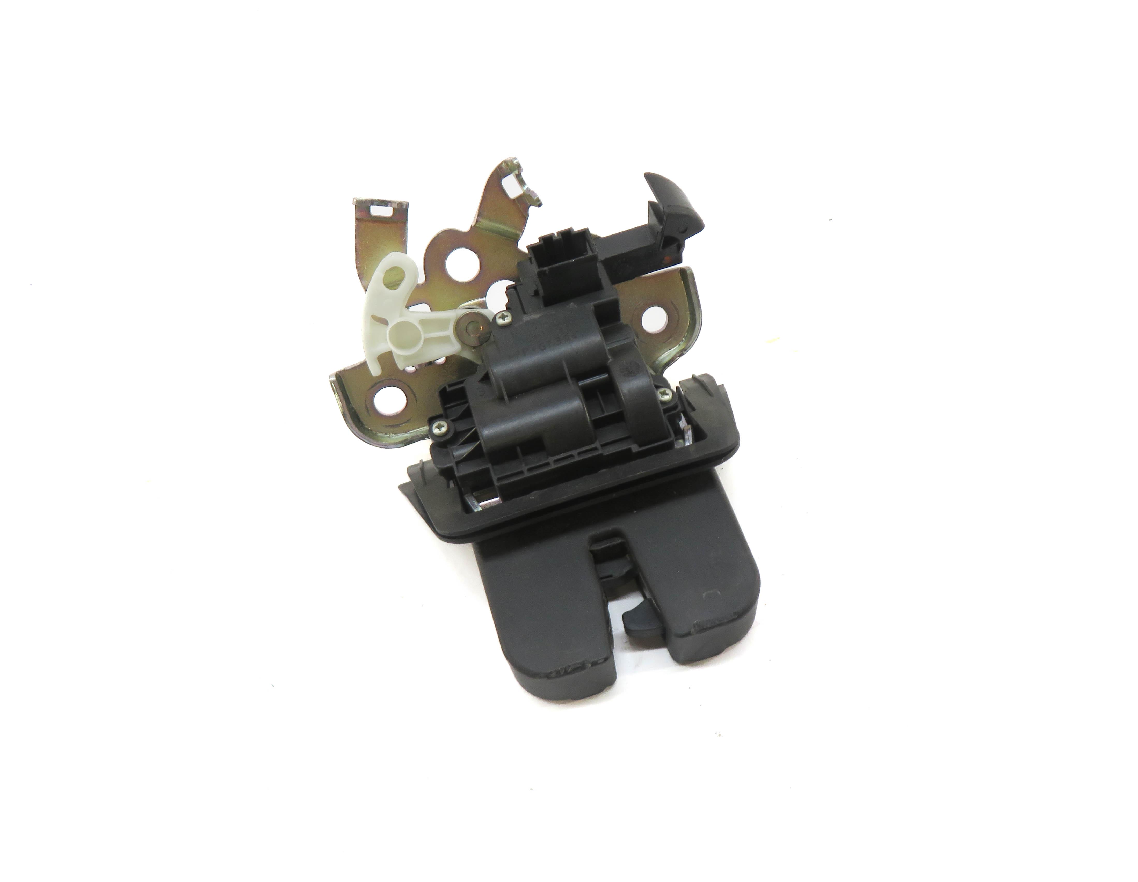 2013 AUDI Q5 (B8 8R) REAR TRUNK LOCK LATCH ACTUATOR — exact item pictured