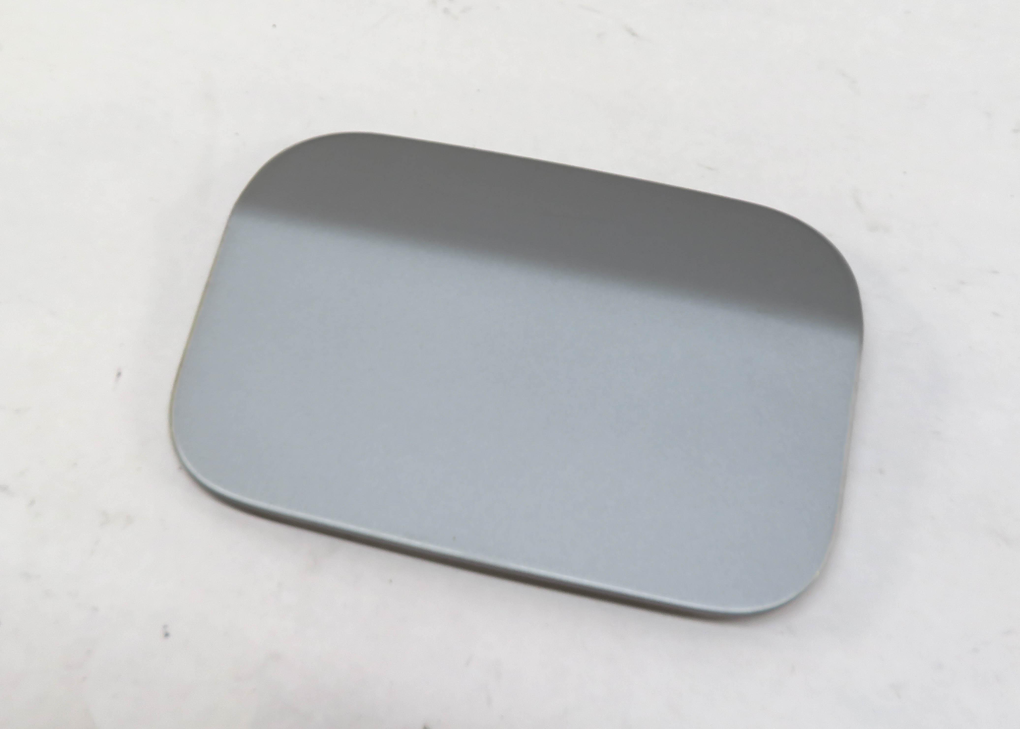 04-10 BMW 525i 528i 530i 535i 545i 550i M5 (E60) FUEL TANK FILLER DOOR (SILVER) — exact item pictured