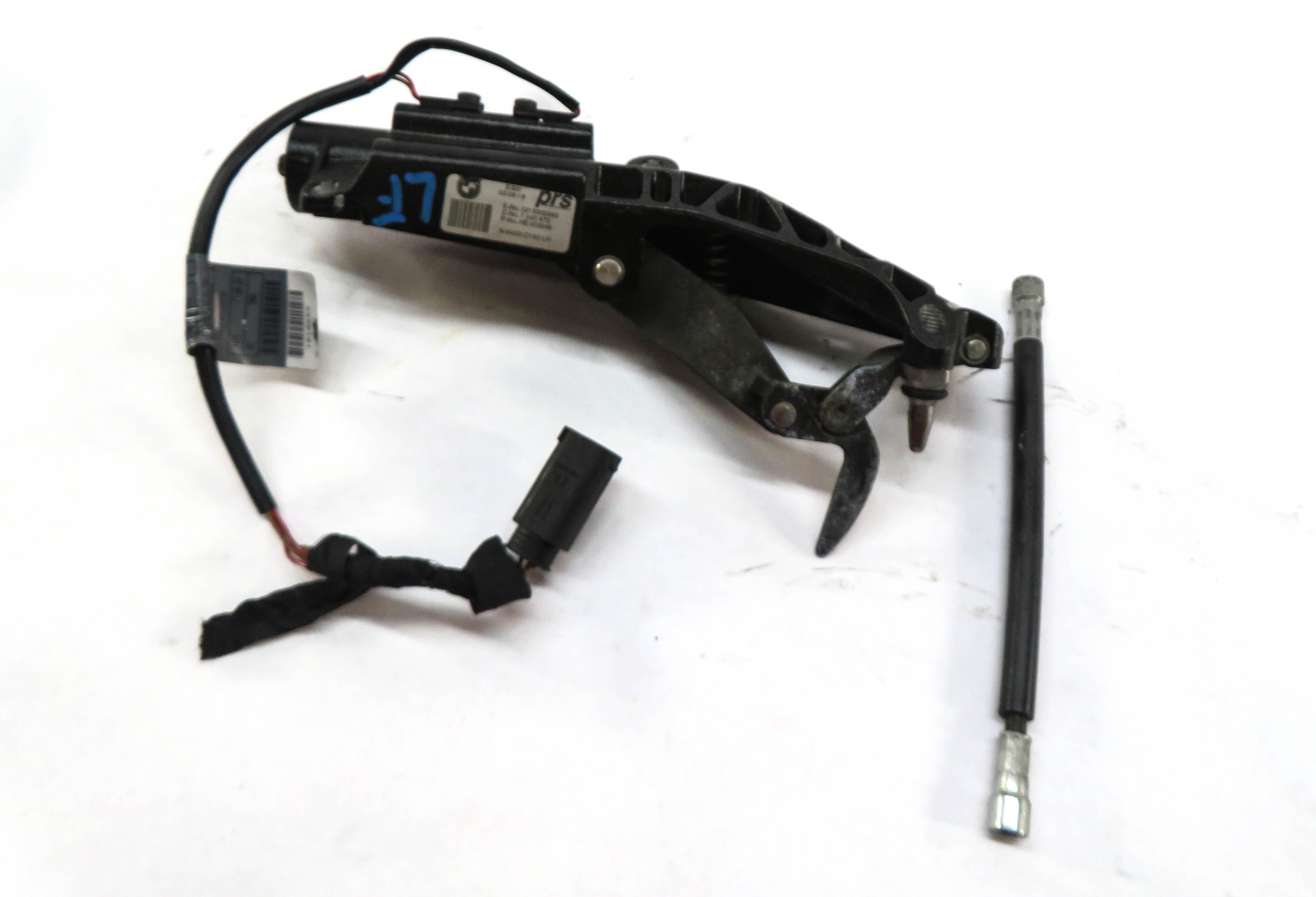 2003 BMW Z4 E85 FRONT LEFT DRIVER CONVERTIBLE TOP ELECTRIC LATCH ACTUATOR MOTOR — exact item pictured