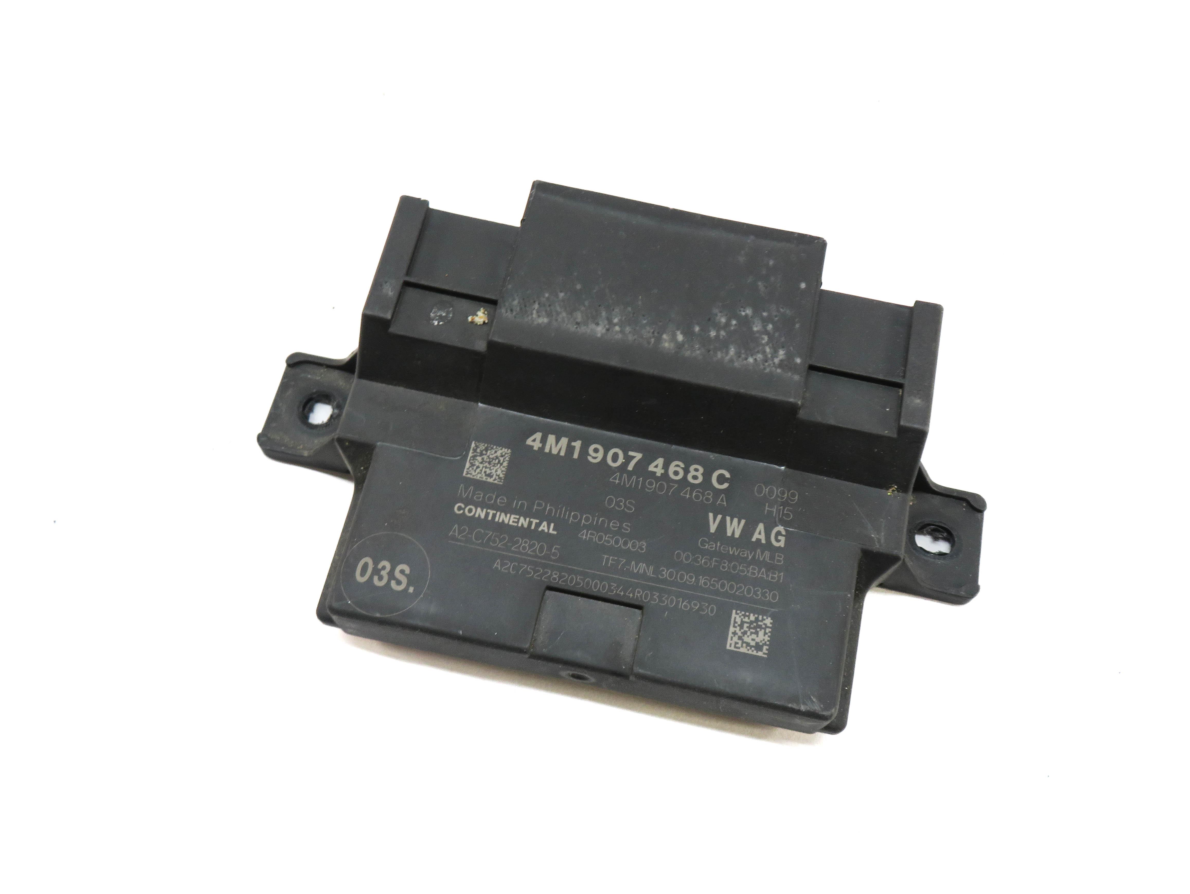 2017 AUDI A4 (B9 8W) GATEWAY CONTROL MODULE — exact item pictured