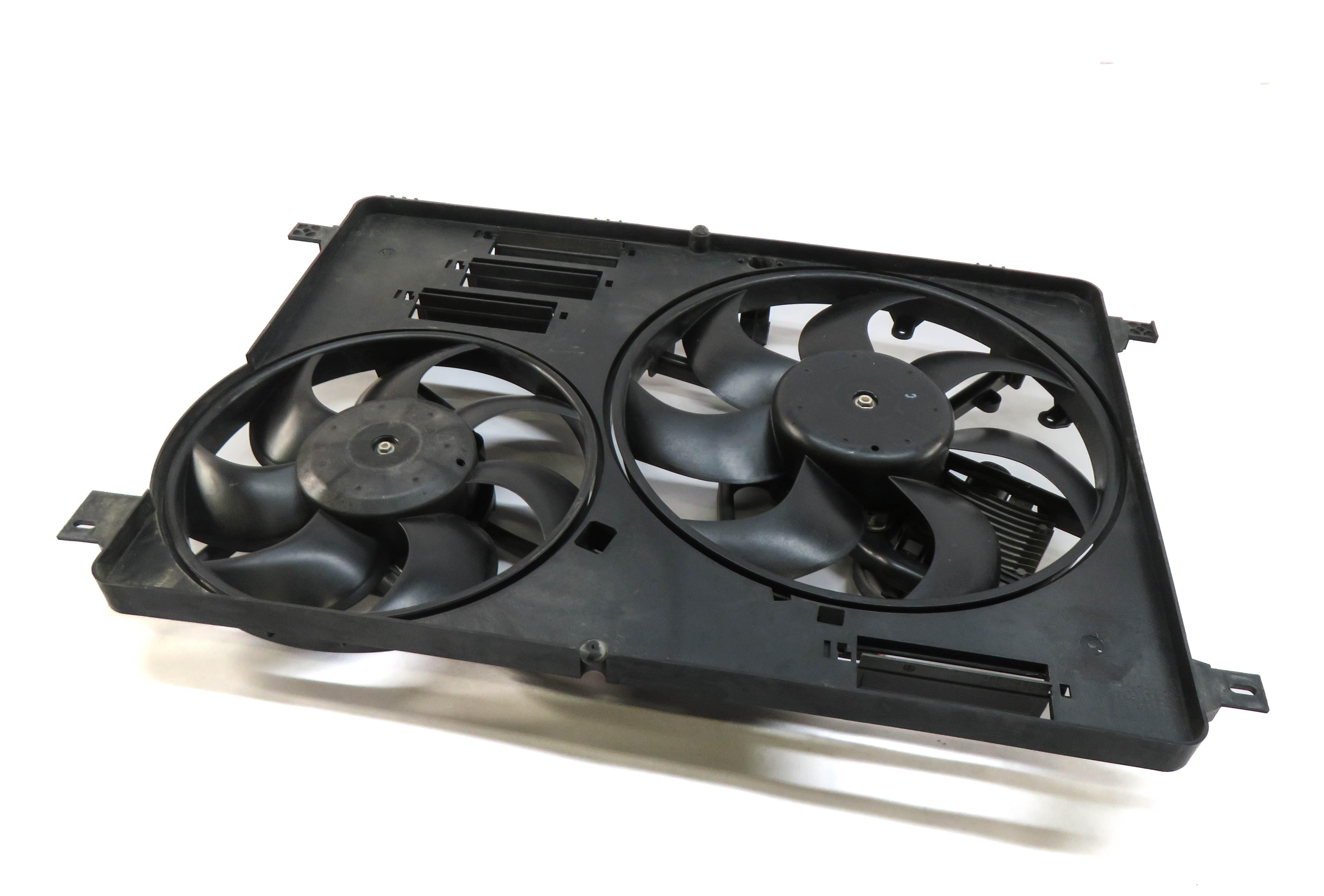 12-17 LR2 DISCOVERY SPORT RANGE ROVER EVOQUE (L538 L550) RADIATOR COOLING FAN — exact item pictured