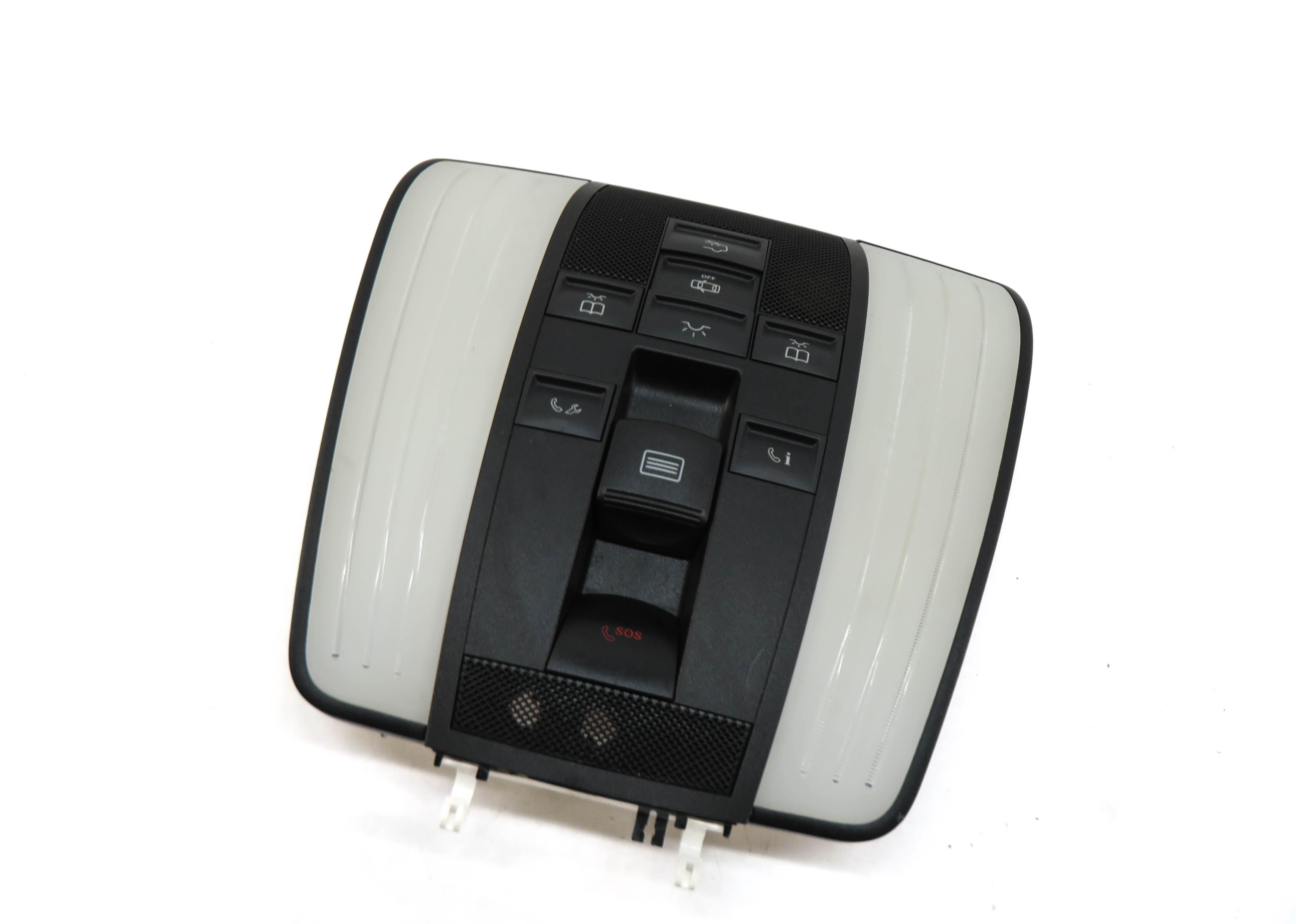 2013 MERCEDES CLS63 AMG (W218) FRONT DOMELIGHT DOME LIGHT LAMP (BLACK) — exact item pictured