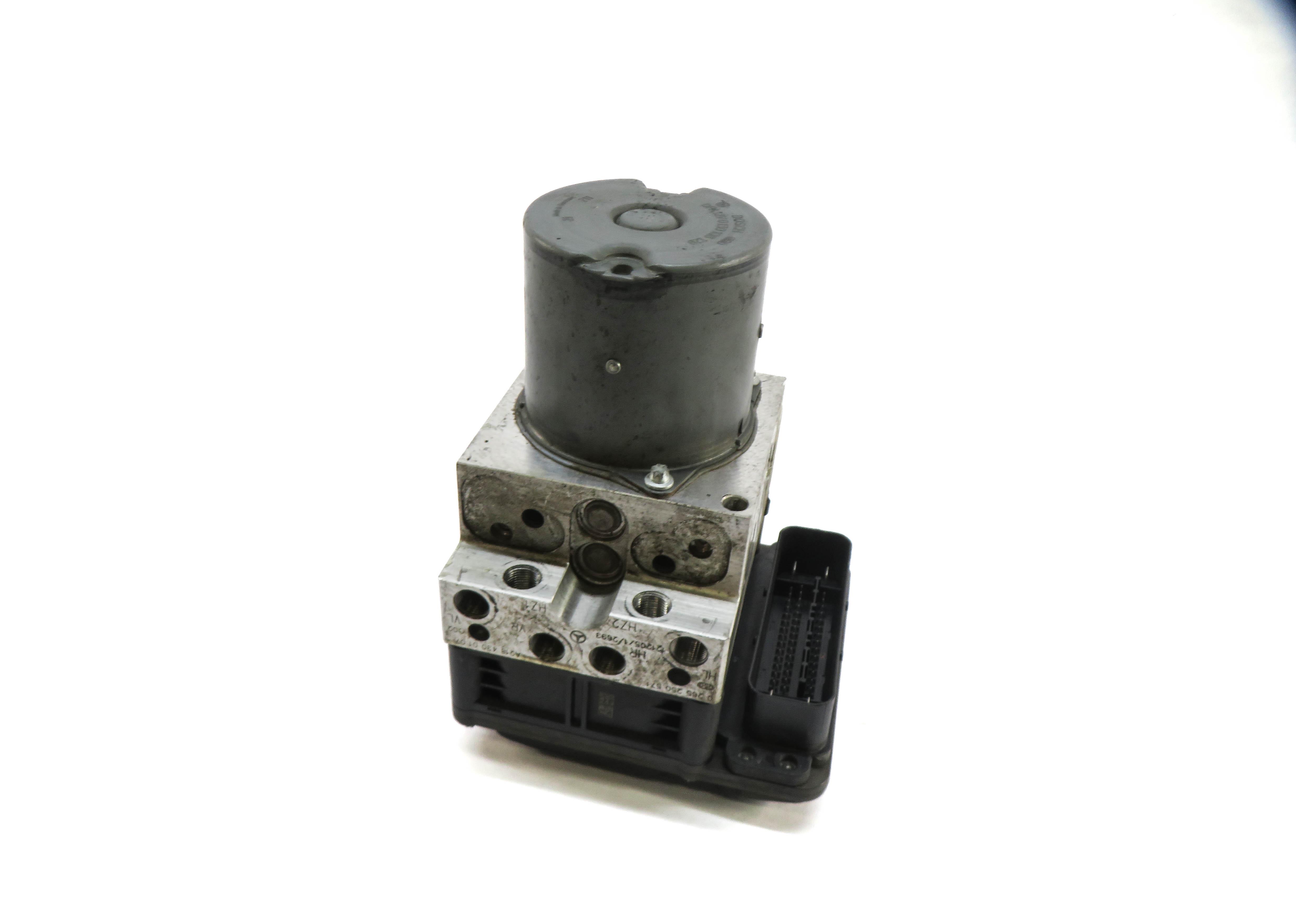 2012-2013 MERCEDES CLS550 CLS63 (W218) ABS ANTI LOCK BRAKE PUMP w/ MODULE — exact item pictured