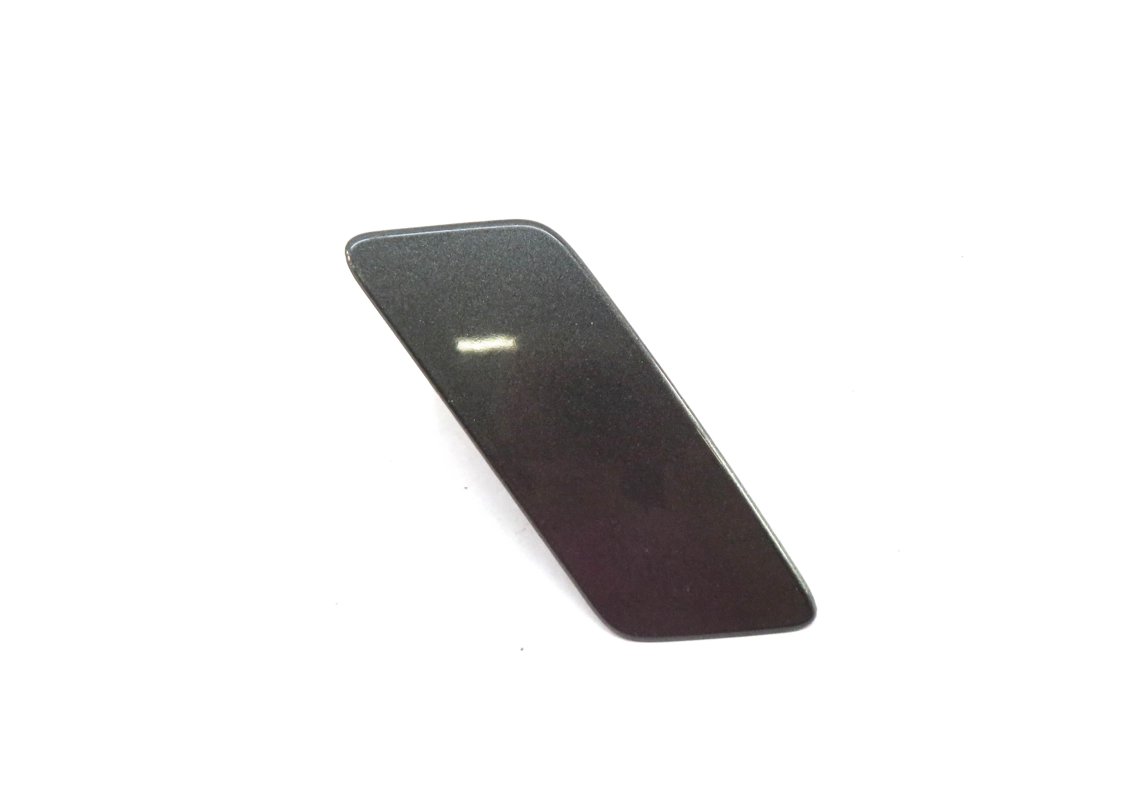 2015 LAND ROVER DISCOVERY SPORT (L550) LEFT HEADLIGHT WASHER COVER TRIM (GRAY) — exact item pictured