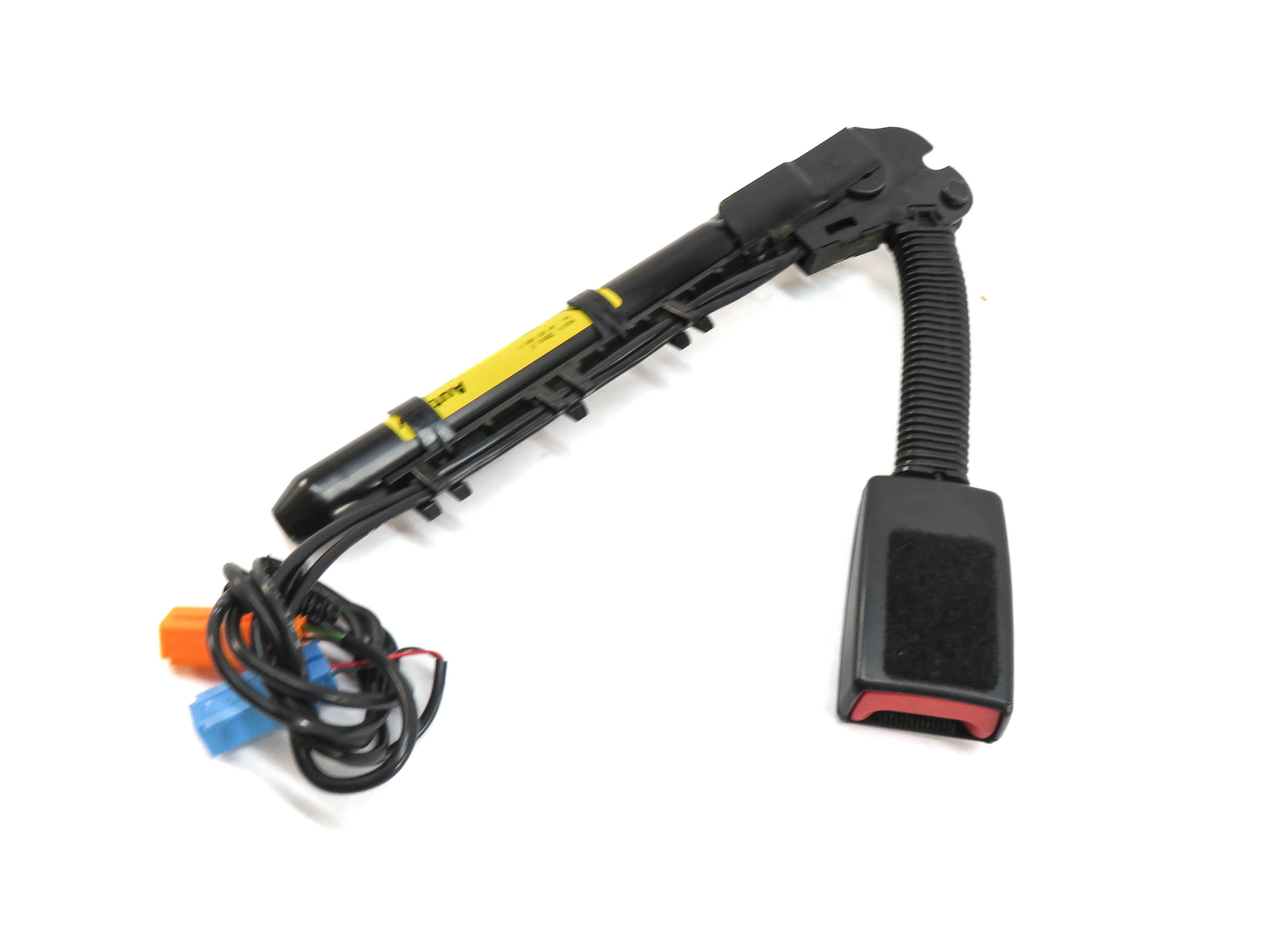 2008-2016 LR3 LR4 / RANGE ROVER SPORT (L320) LEFT FRONT DRIVER SEATBELT RECEIVER — exact item pictured