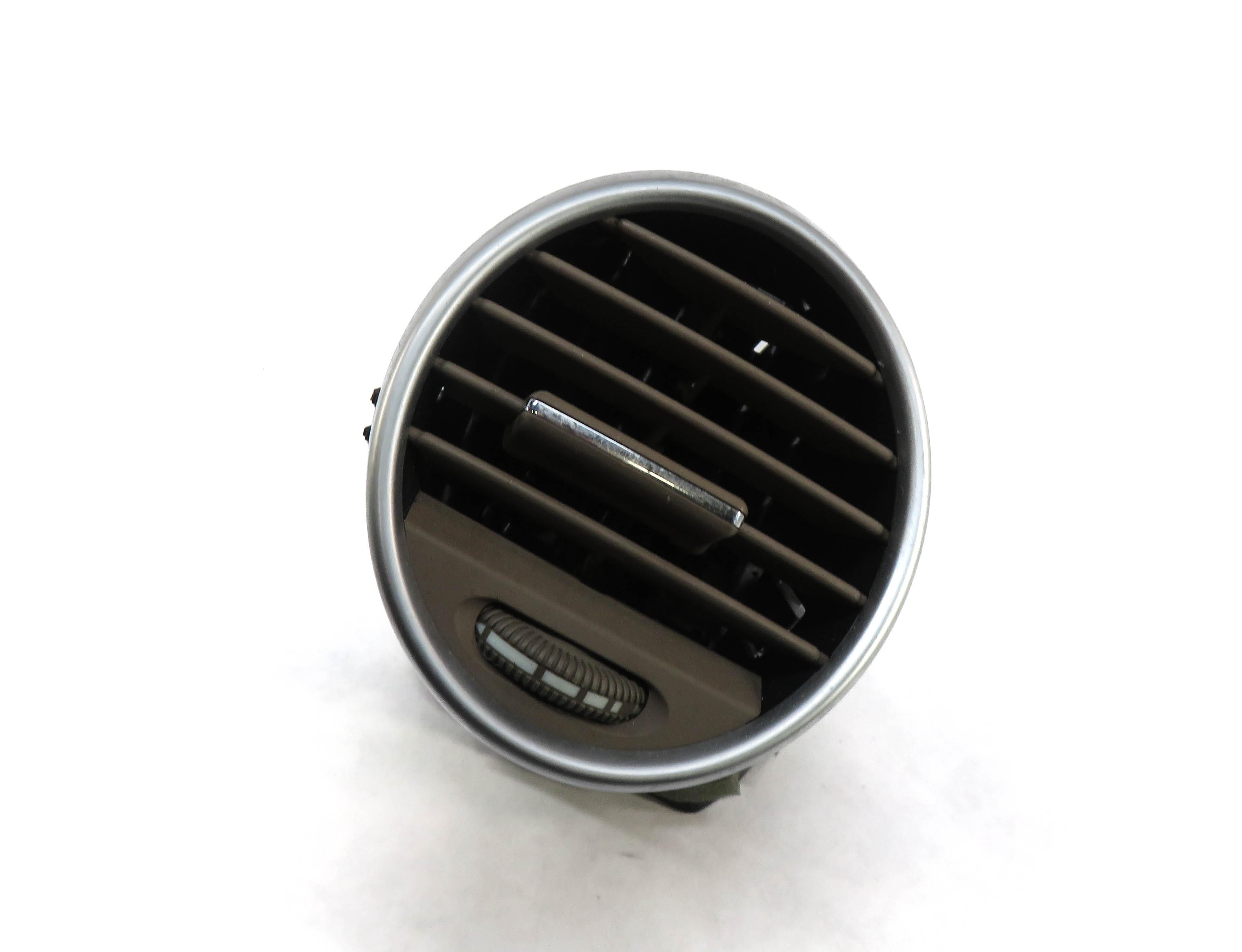 2011 MERCEDES GL350 (X164) LEFT FRONT OUTER DASH HEATER A/C AIR VENT (BROWN) — exact item pictured