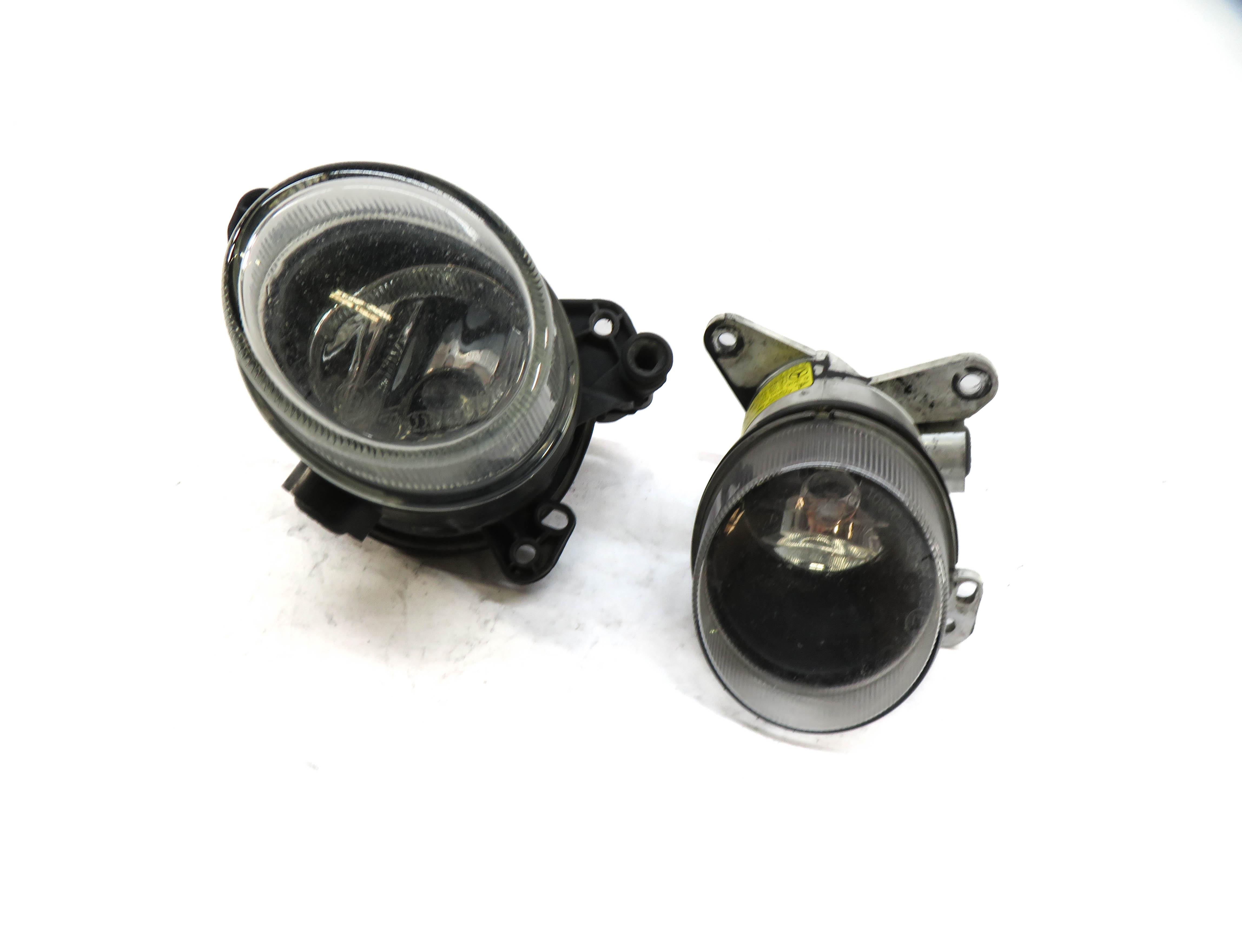 2011 MERCEDES GL350 (X164) RIGHT FRONT PASSENGER FOGLIGHT FOG LIGHT LAMP SET-2 — exact item pictured