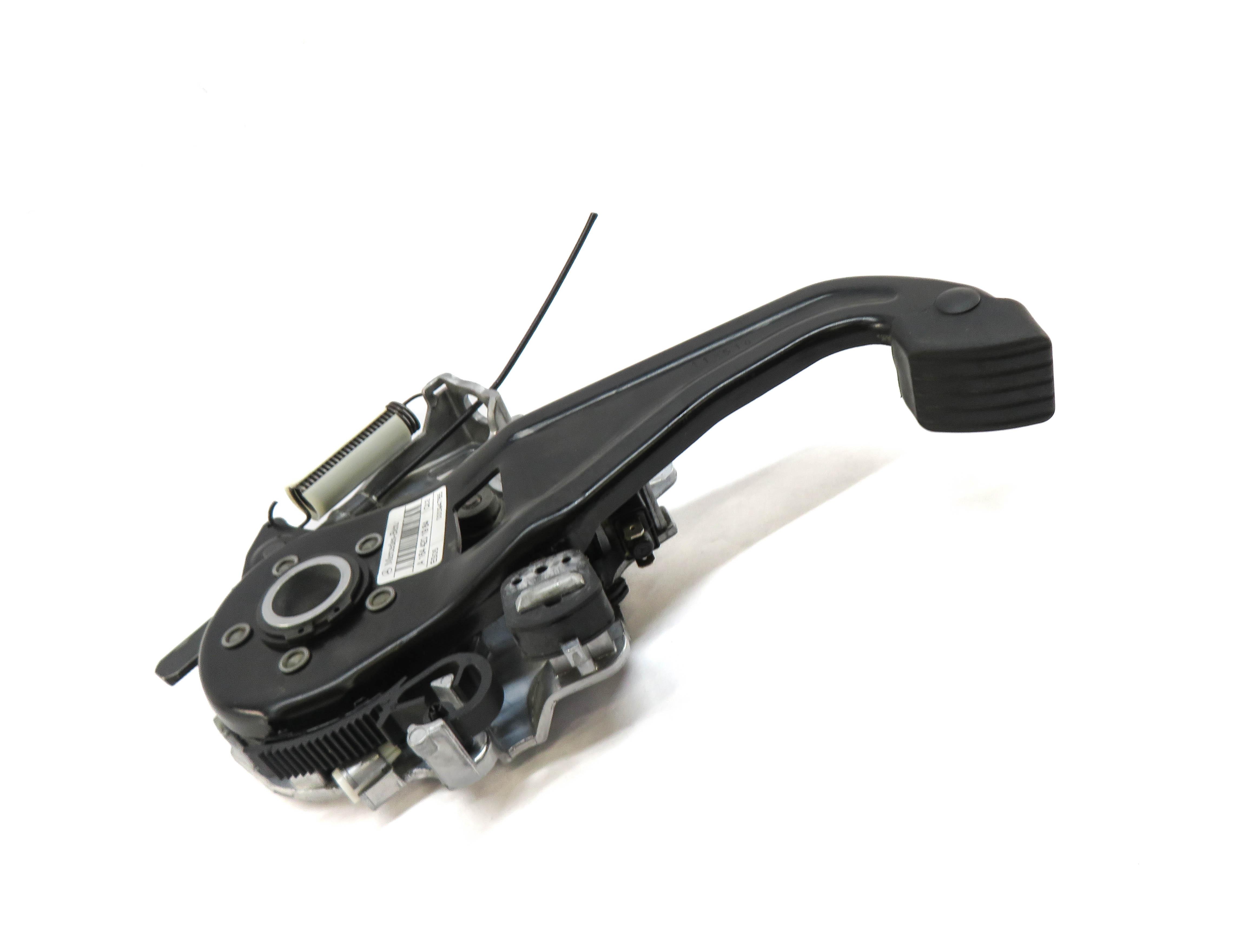 2011 MERCEDES GL350 (X164) EMERGENCY PARKING BRAKE PEDAL ASSEMBLY — exact item pictured