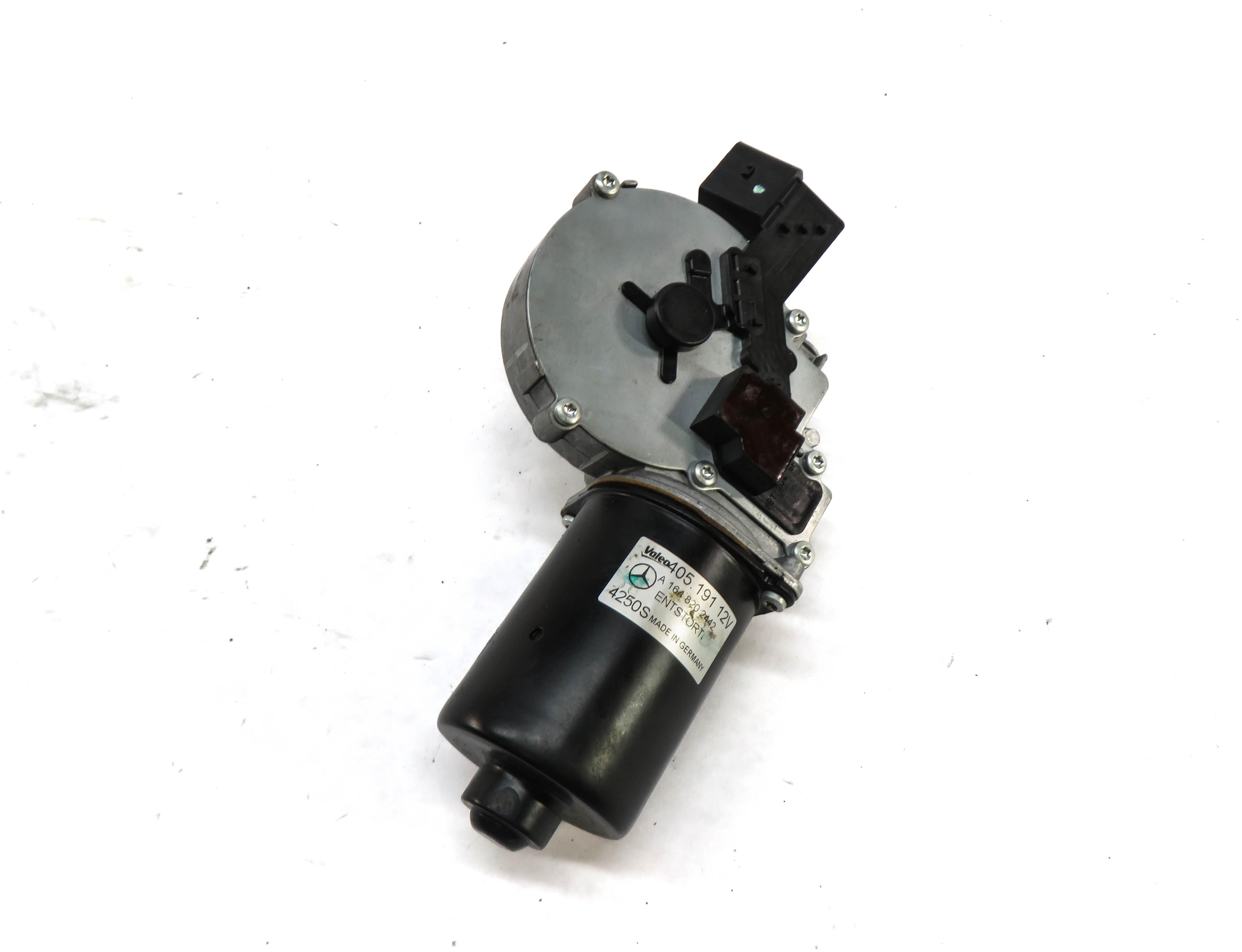 2006-2012 MERCEDES BENZ GL ML CLASS (W164 X164) FRONT WINDSHIELD WIPER MOTOR — exact item pictured