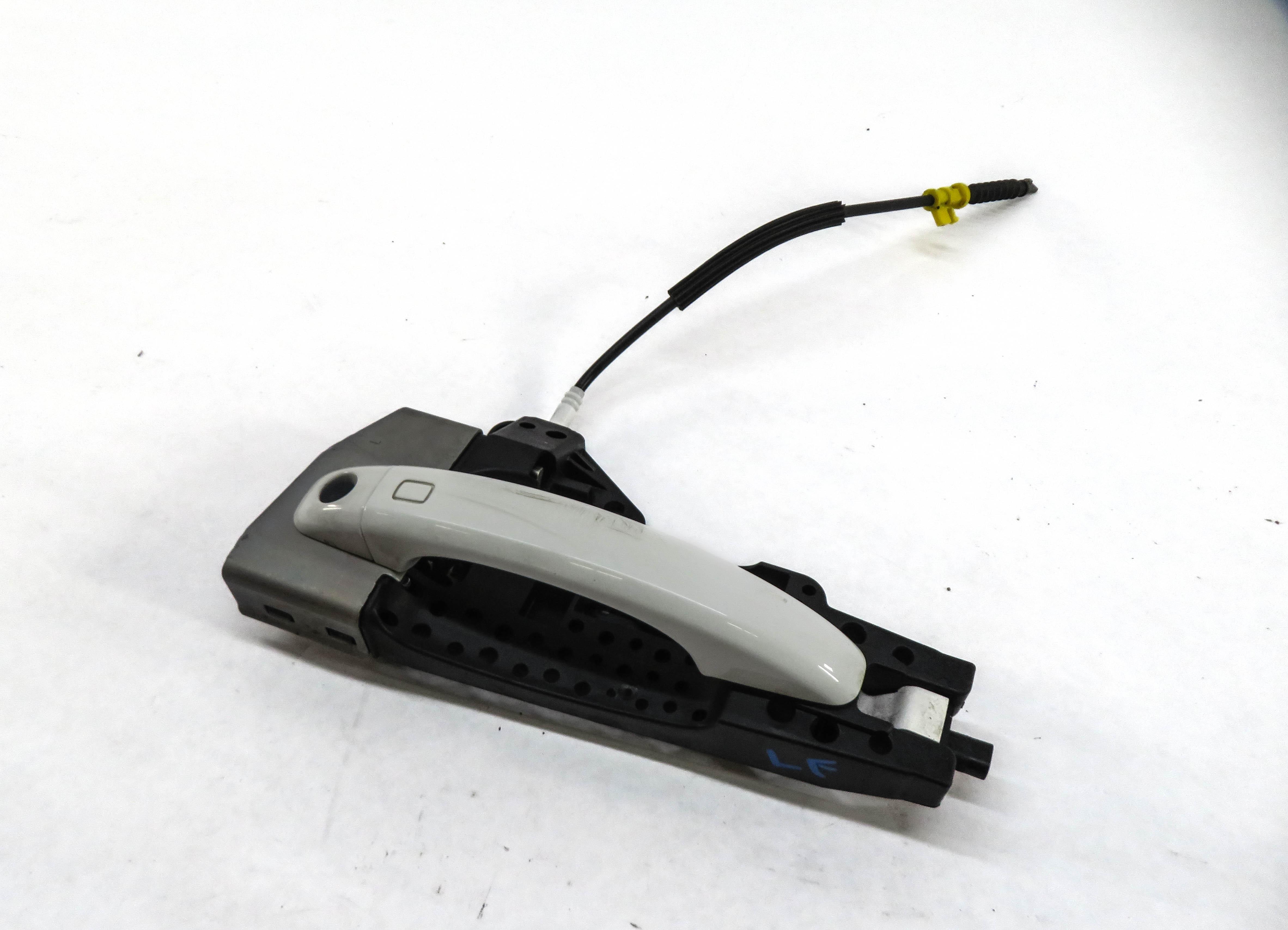 09-17 AUDI A4 S4 Q5 ALLROAD (B8 8K 8R) LEFT FRONT KEYLESS DOOR HANDLE (WHITE) — exact item pictured