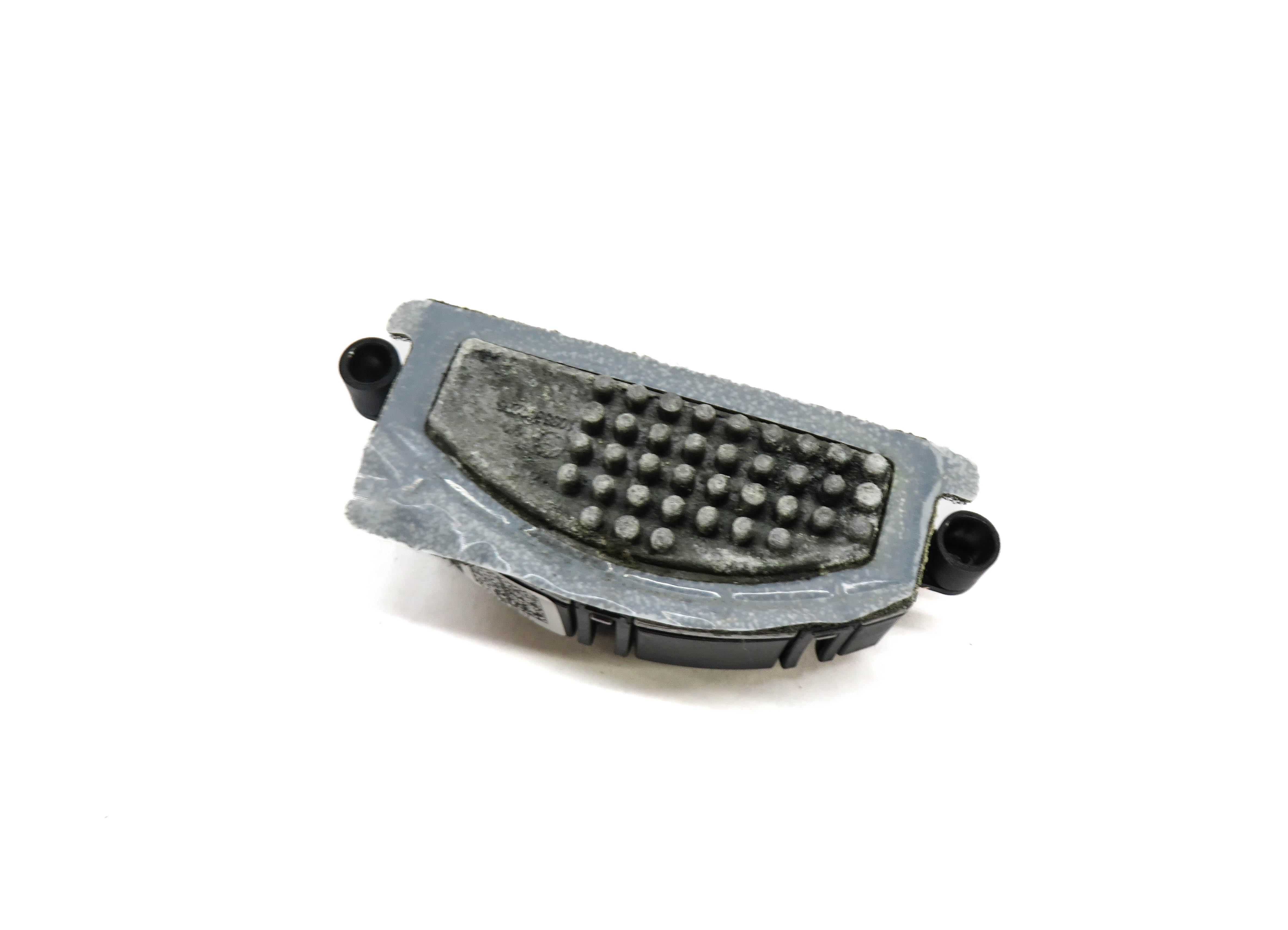 2013 AUDI Q5 (B8 8R) FRONT HEATER A/C BLOWER MOTOR RESISTOR — exact item pictured