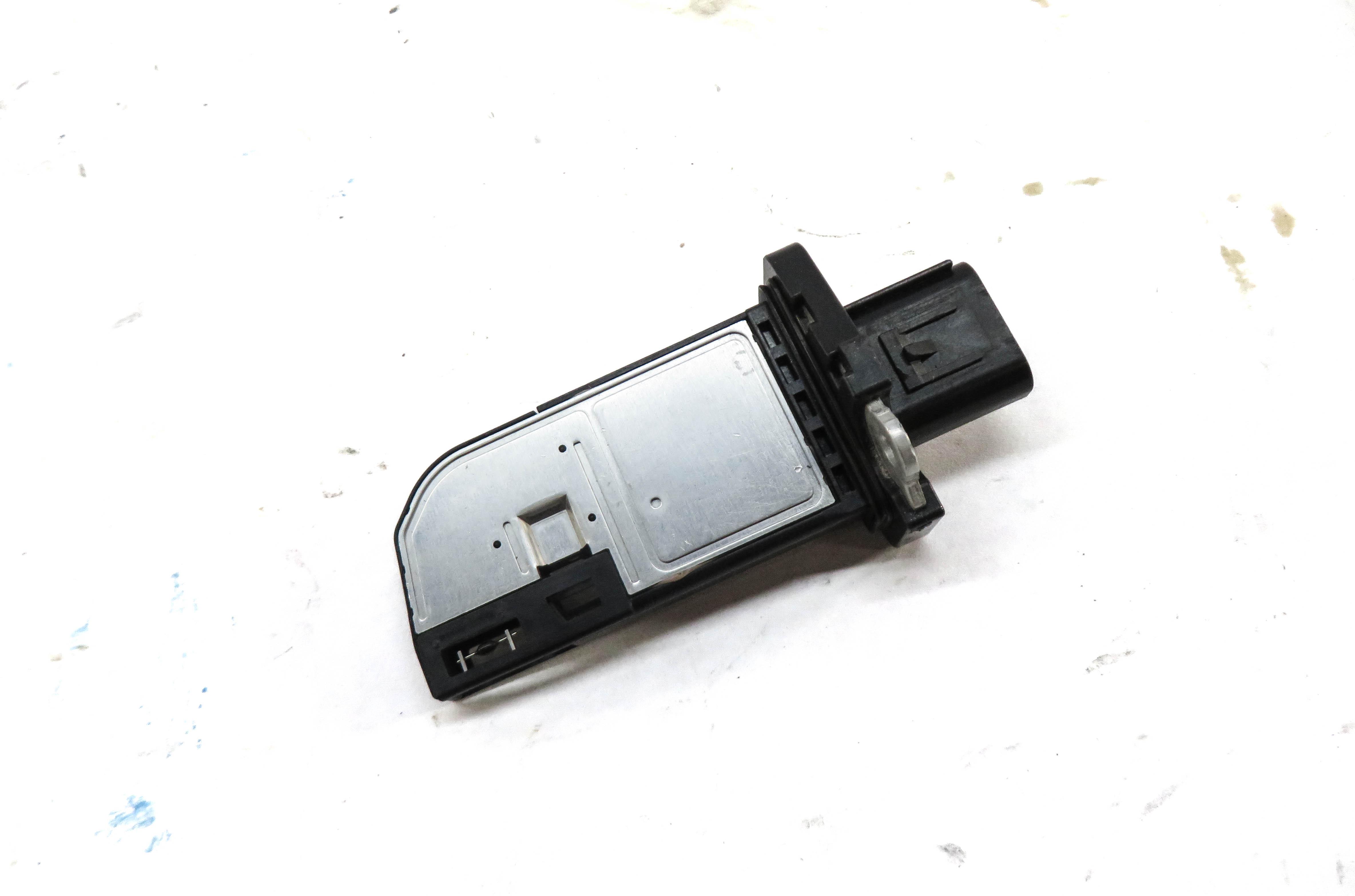 12-17 LAND ROVER LR2 EVOQUE DISCOVERY (L538 L550) 2.0L MASS AIR FLOW SENSOR MAF — exact item pictured
