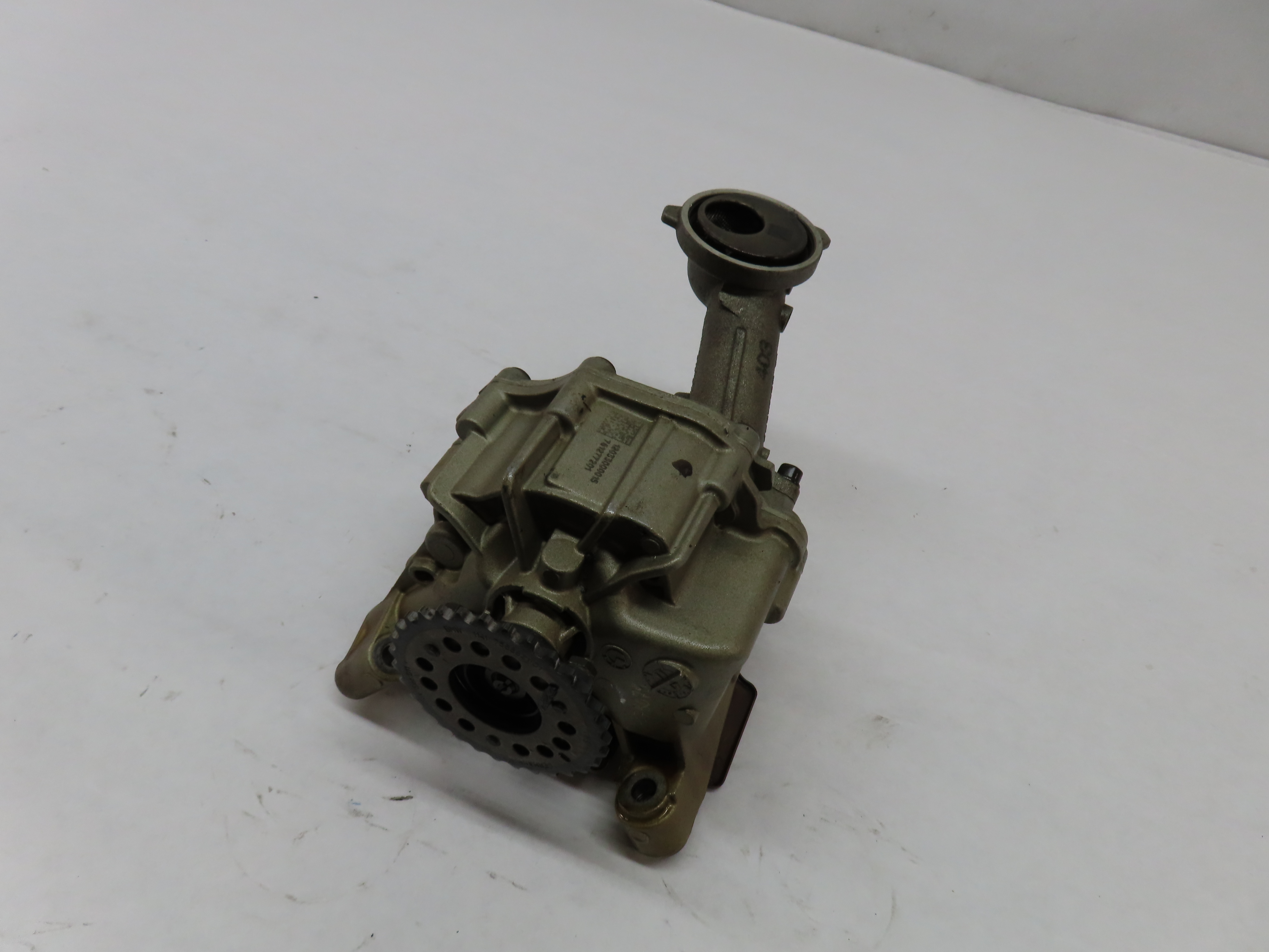 13 BMW X5 SUV (E70) 4.4TT (N63) ENGINE MOTOR OIL FLUID PUMP w/ PICK UP TUBE — exact item pictured