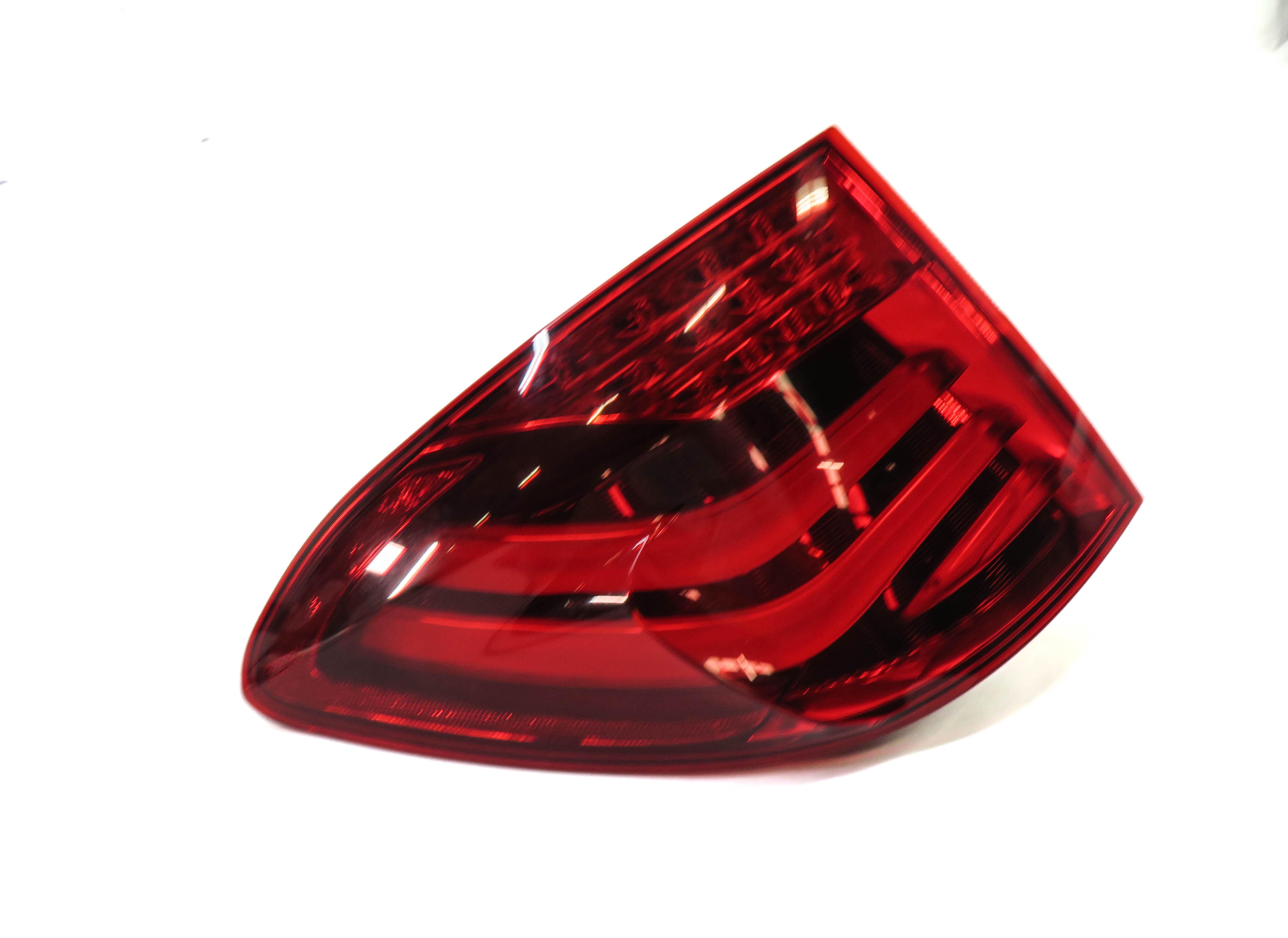 2010-2013 BMW 535iGT 550iGT (F07) LEFT DRIVER OUTER TAILLIGHT BRAKE LIGHT LAMP — exact item pictured