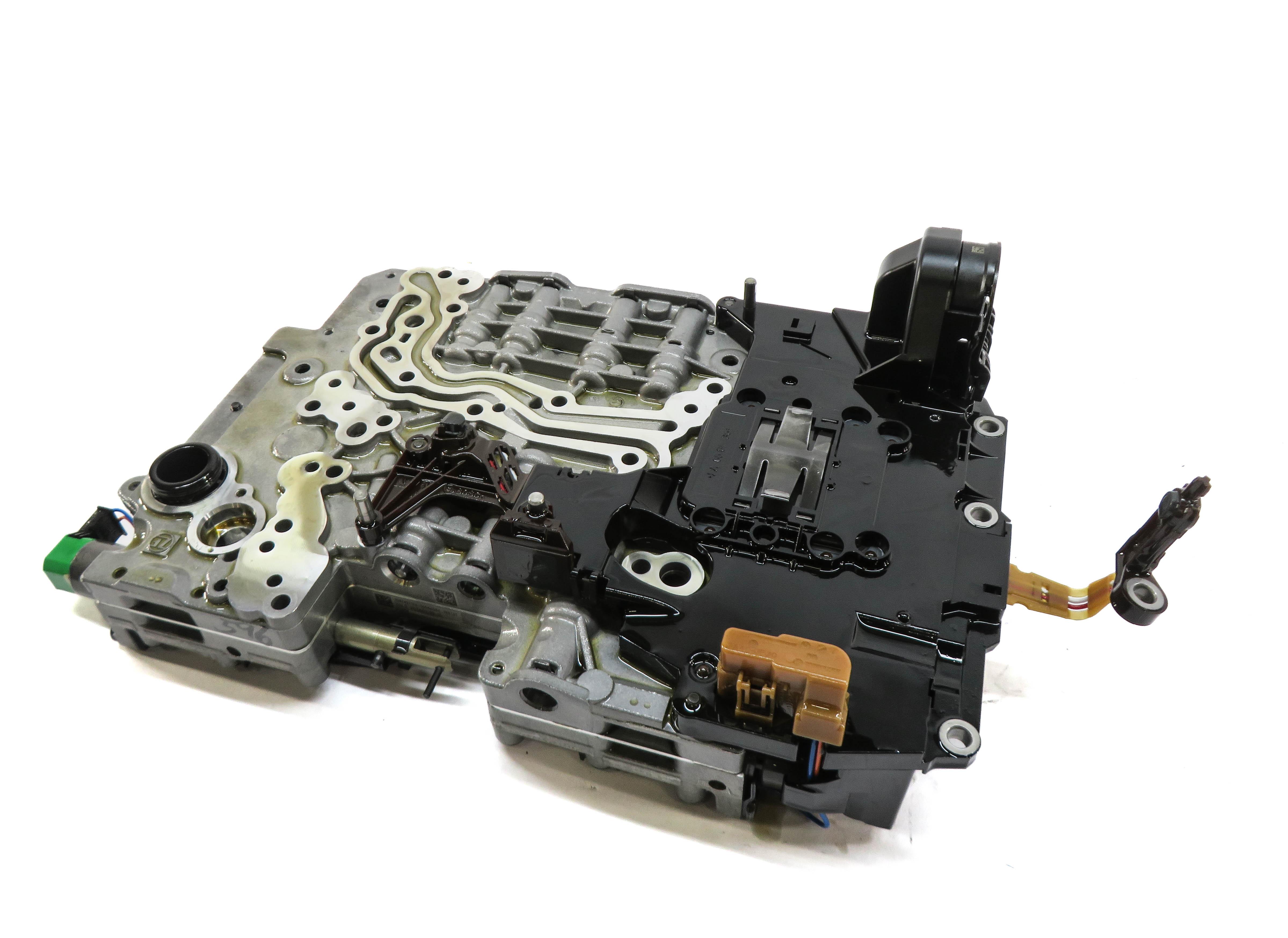 2010-2013 BMW 550i 550iGT (F07 F10) X-DRIVE AWD - 8HP70 TRANSMISSION VALVE BODY — exact item pictured