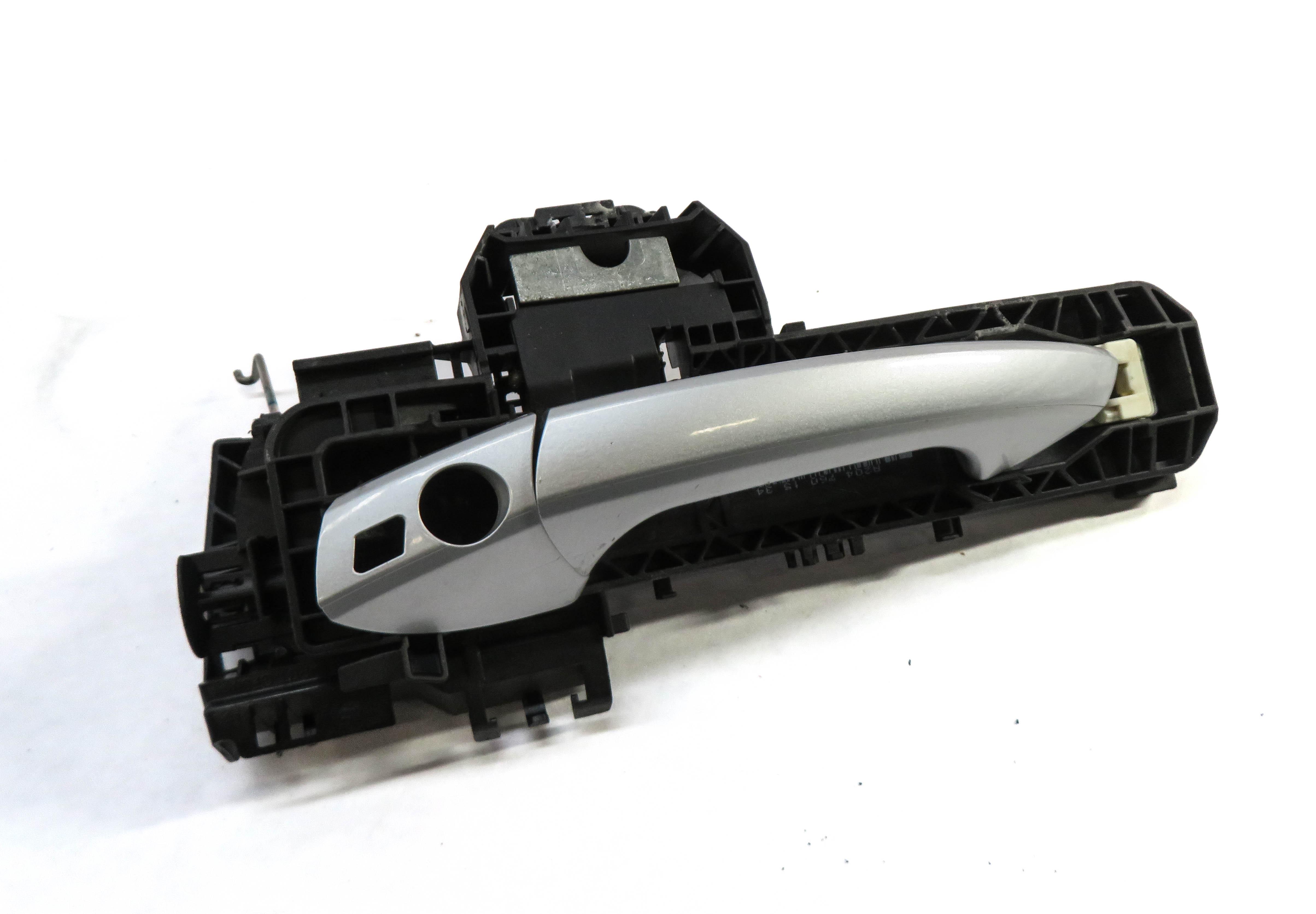 08-17 MERCEDES C250 C300 E350 E400 E550 GLK350 LEFT FRONT DOOR HANDLE (SILVER) — exact item pictured